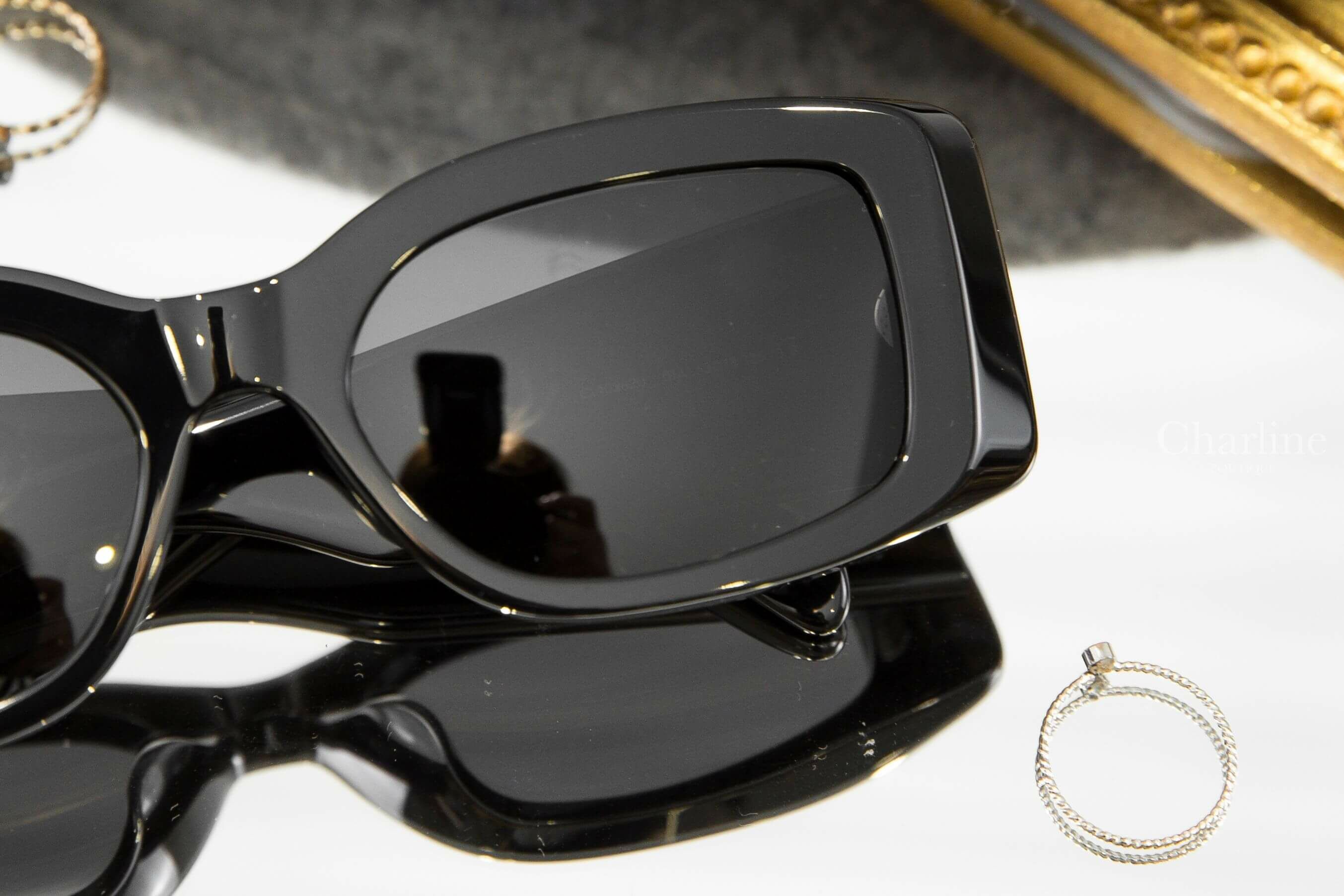 Celine Triomphe XL 01 Sunglasses In Acetate 黑色方框側邊銀色凱旋門太陽眼鏡附棕褐色凱旋門手提眼鏡盒兩件組