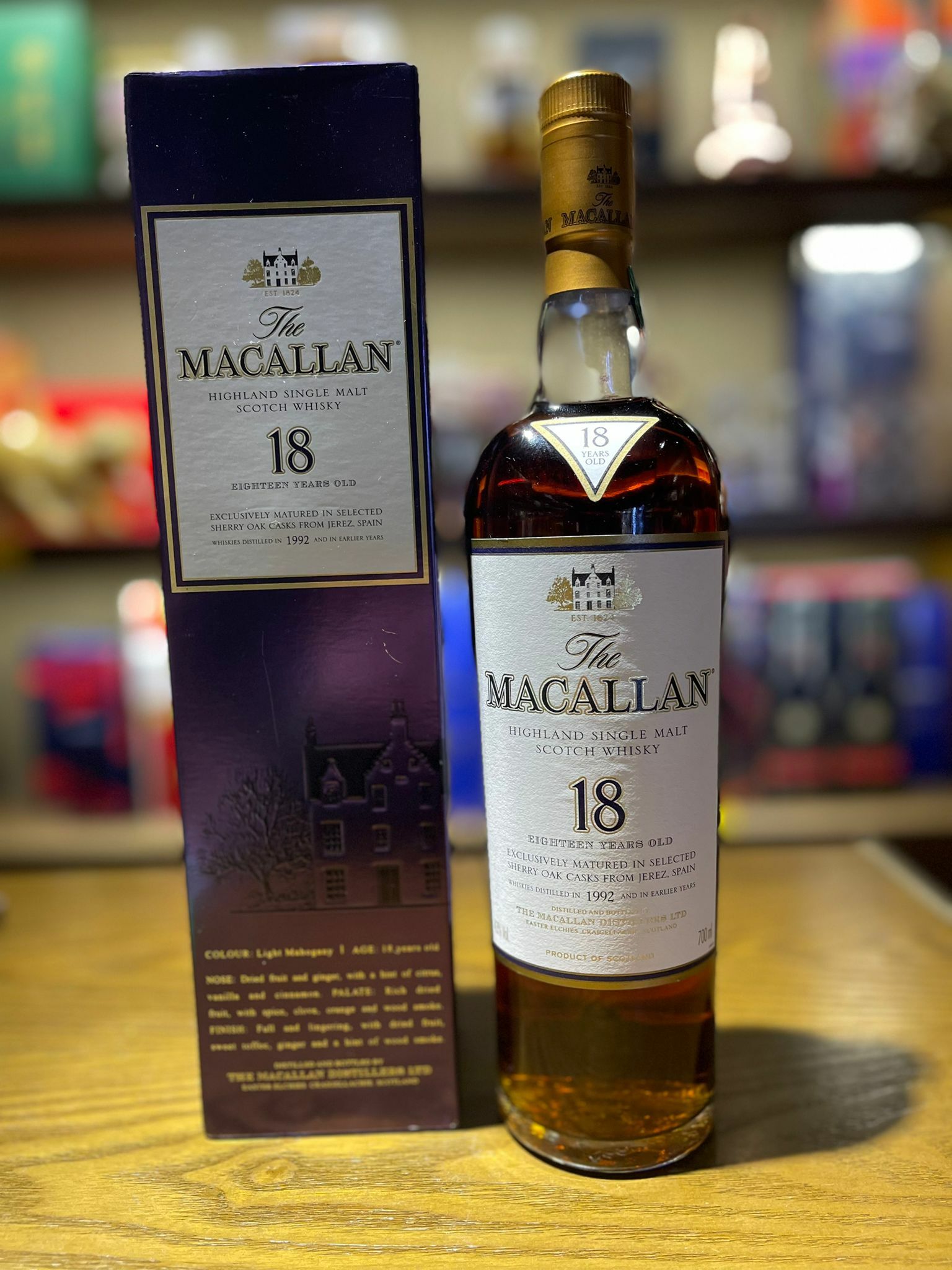 Macallan 18 Year Old - Sherry Oak - 1992