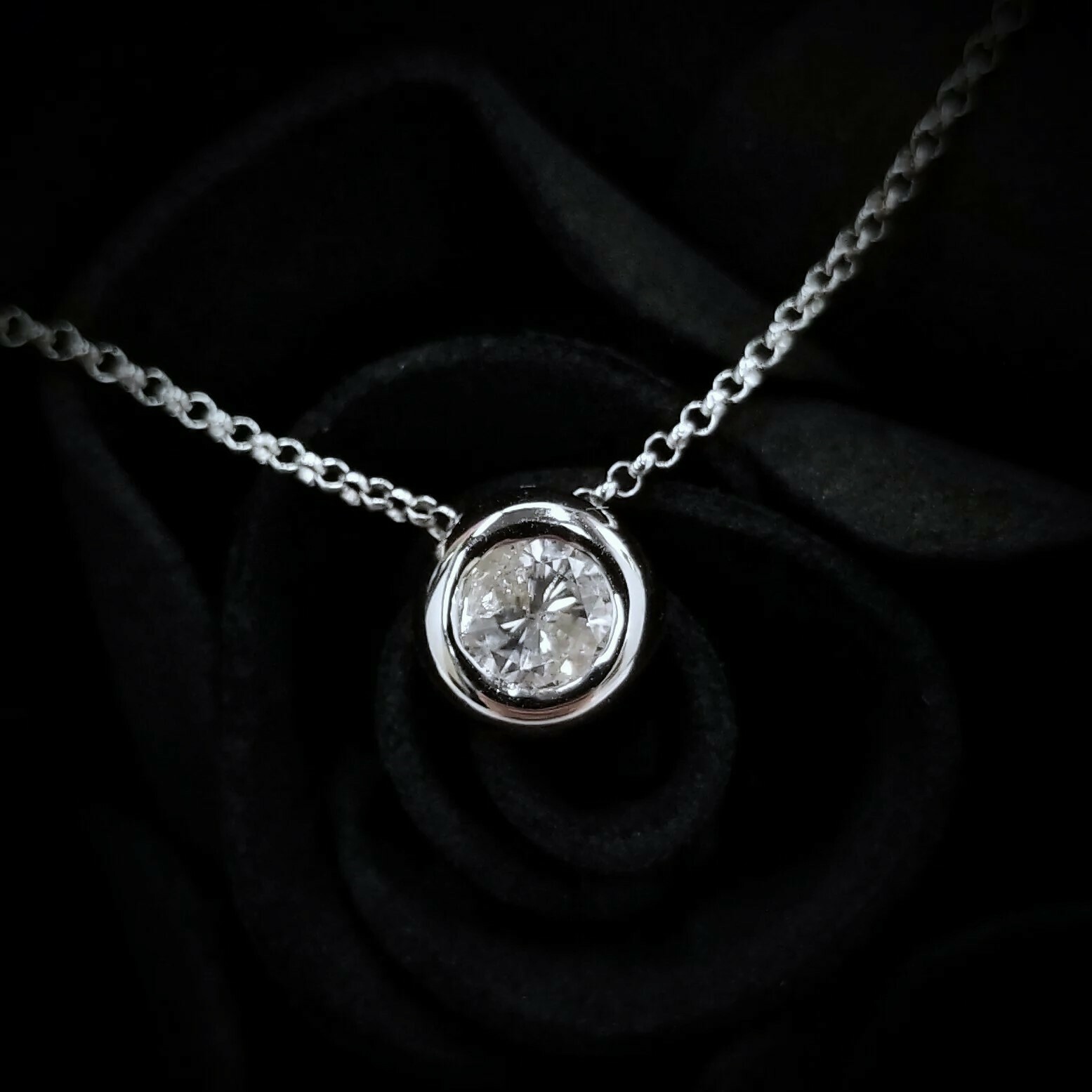 全新18K白金【單粒41份鑽石】吊墜