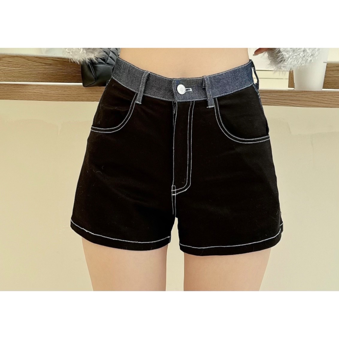 【預購】🍁09.18早秋新品］💥超美雙色牛仔］🇰🇷正韓高腰超彈薄軟雙色牛仔短褲（SM兩色）
