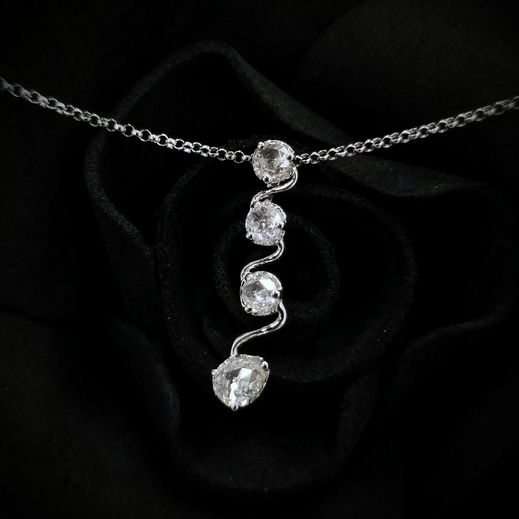 全新18K白金49份鑽石吊墜