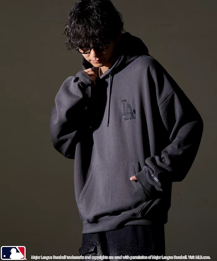 日本 MLB 背殺愛心帽TEE