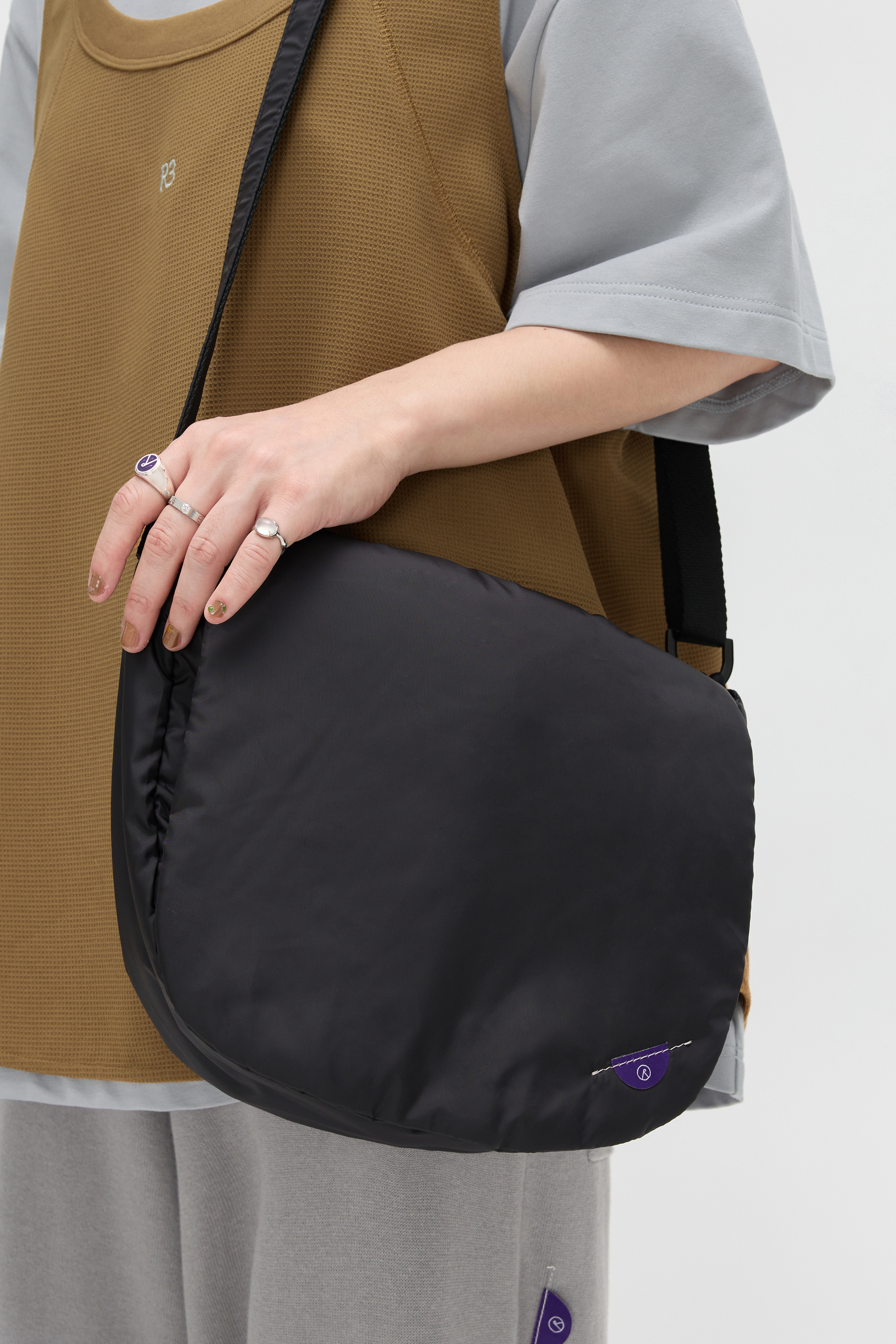 Padded Messenger Bag｜Black