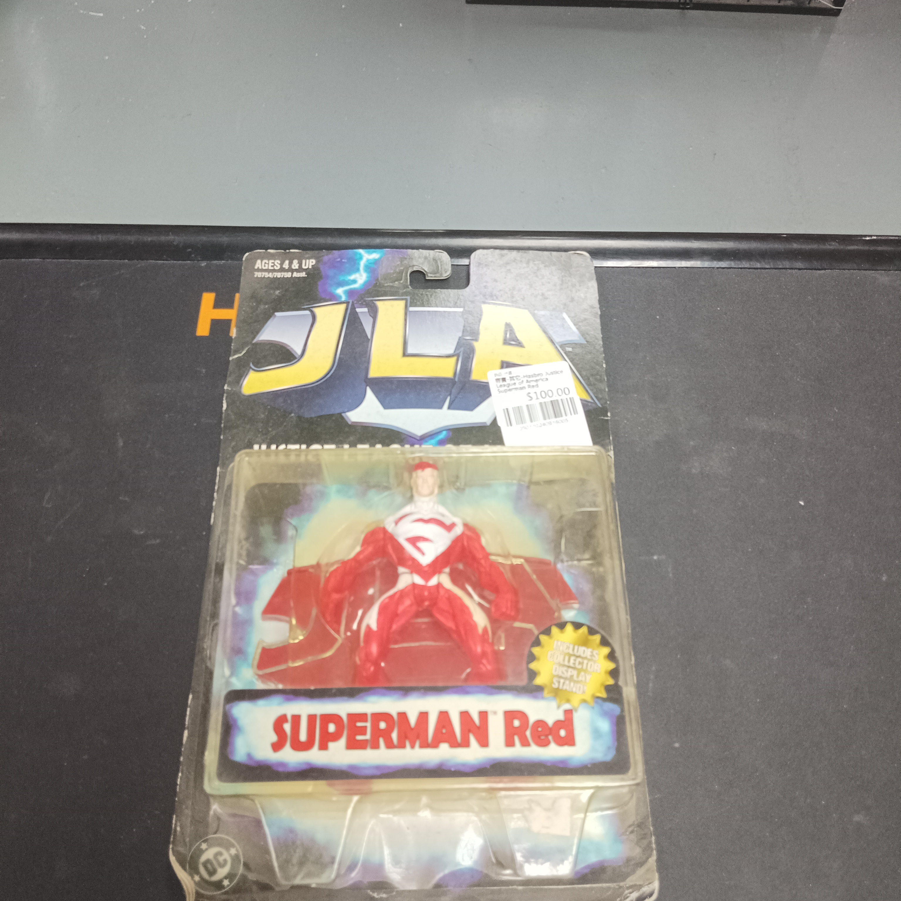 寄賣-其它-Hasbro Justice League of America "Superman Red"
