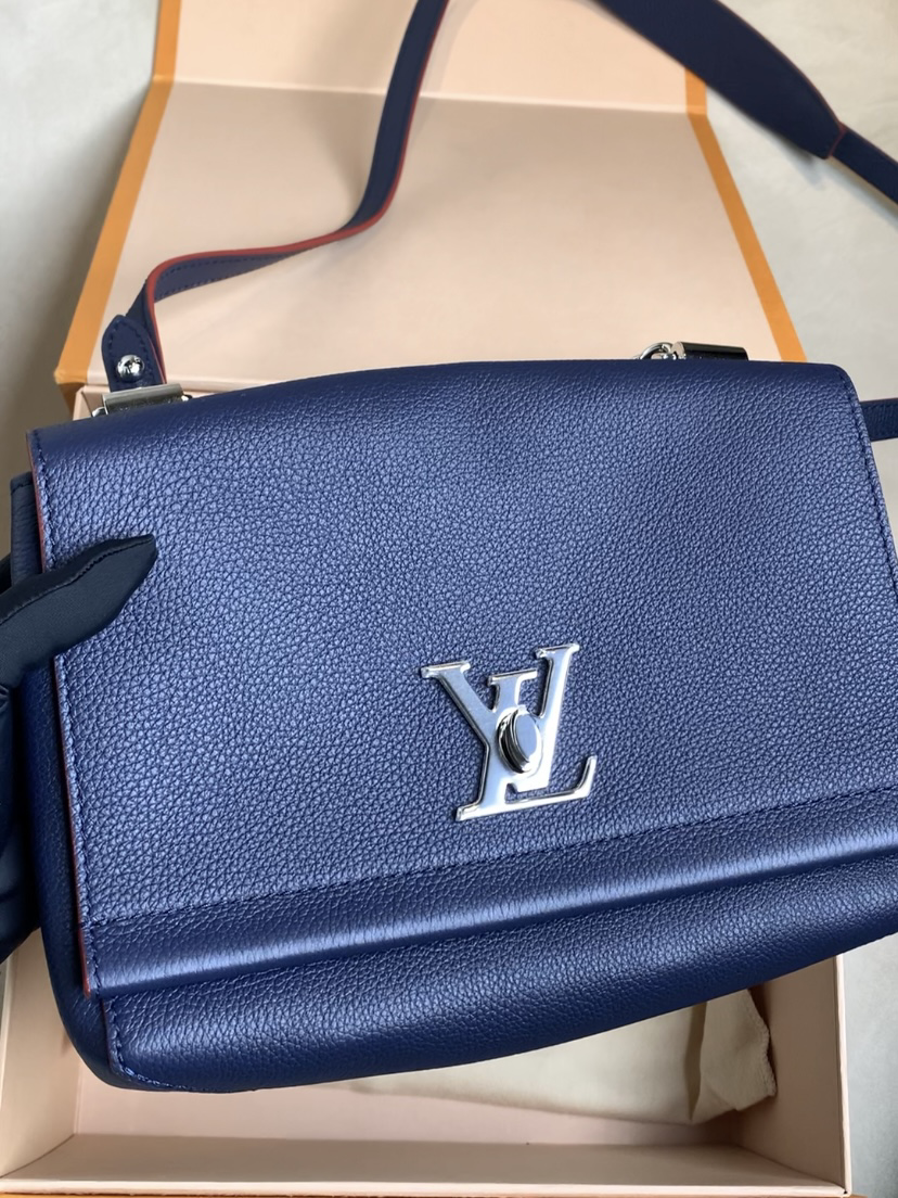 ［二手寄賣］LOUIS VUITTON LV Lock Me 手袋