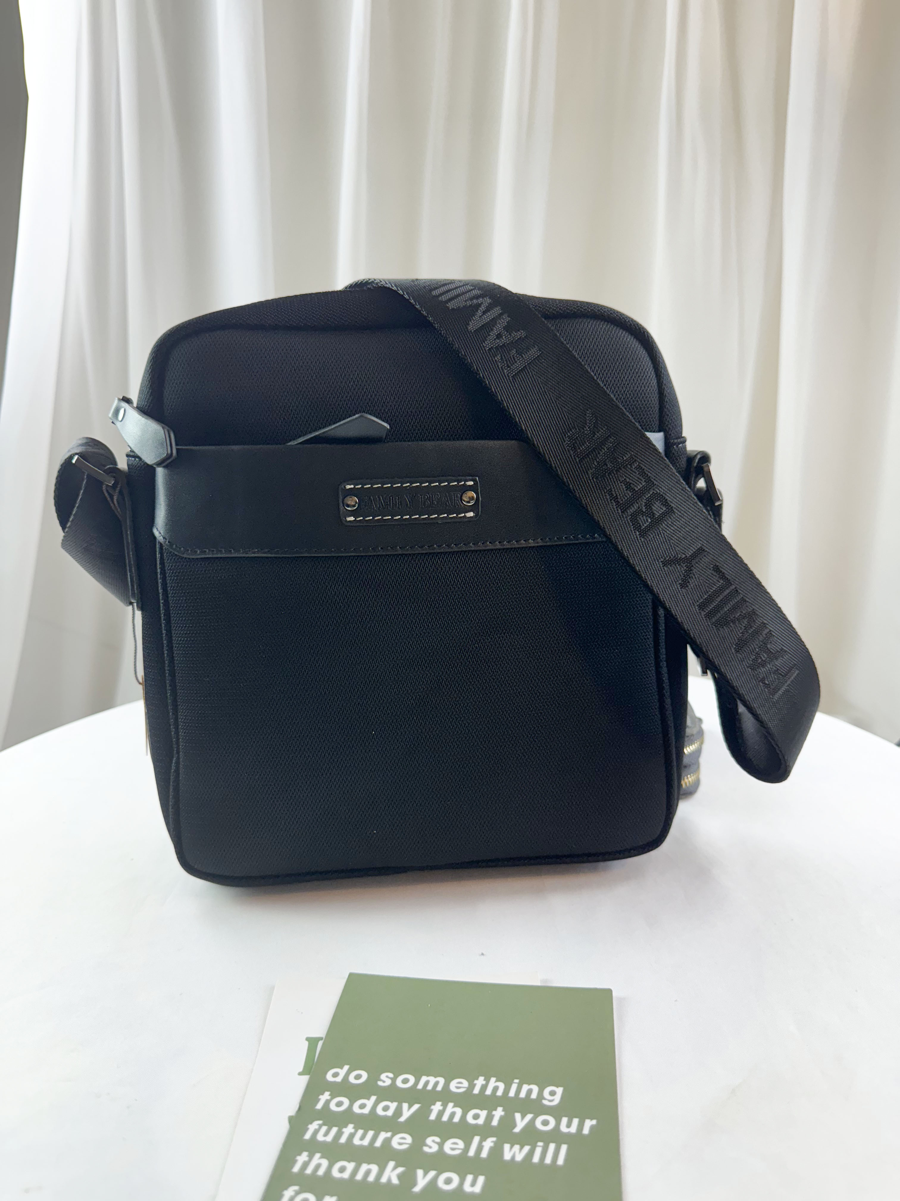 GOODS 經典黑 男用側背包  #GD-2881