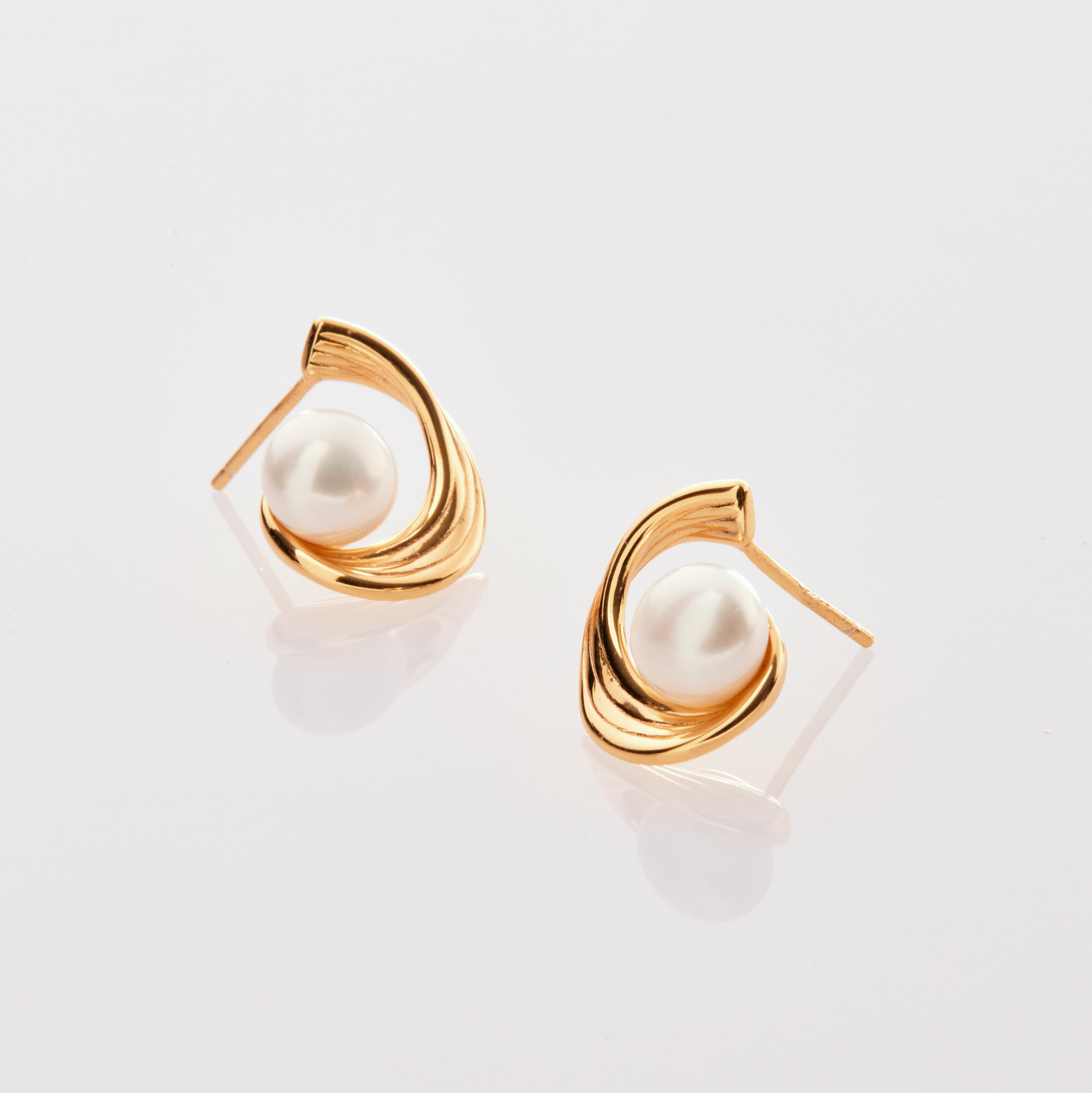 E1480 |  純銀珍珠耳環