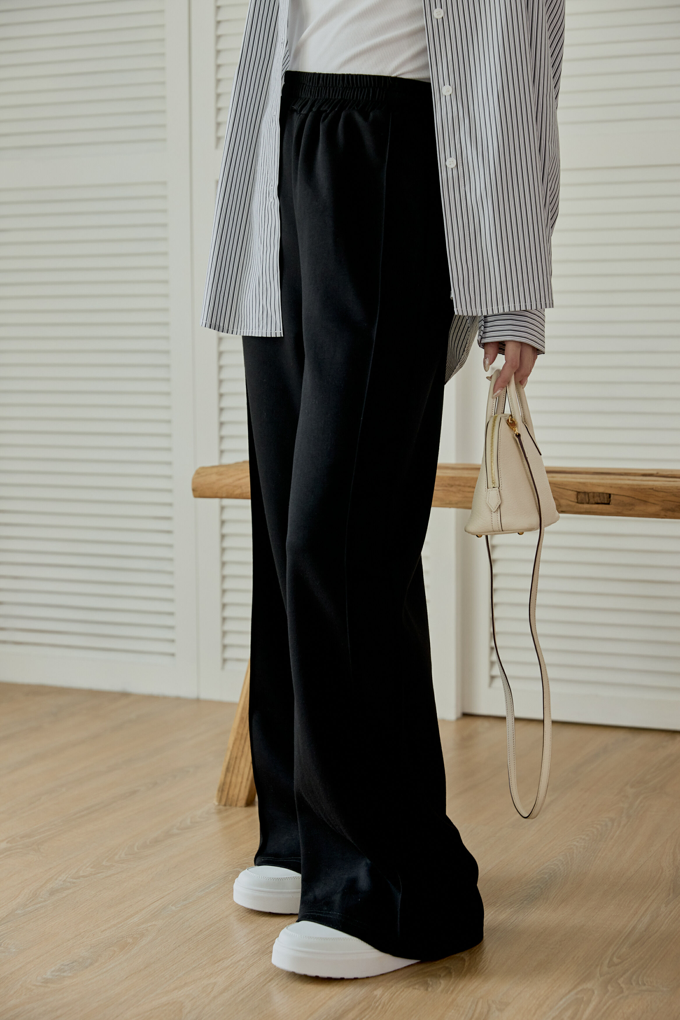 guten made/直臀直腿垂墜感賴床長褲-黑