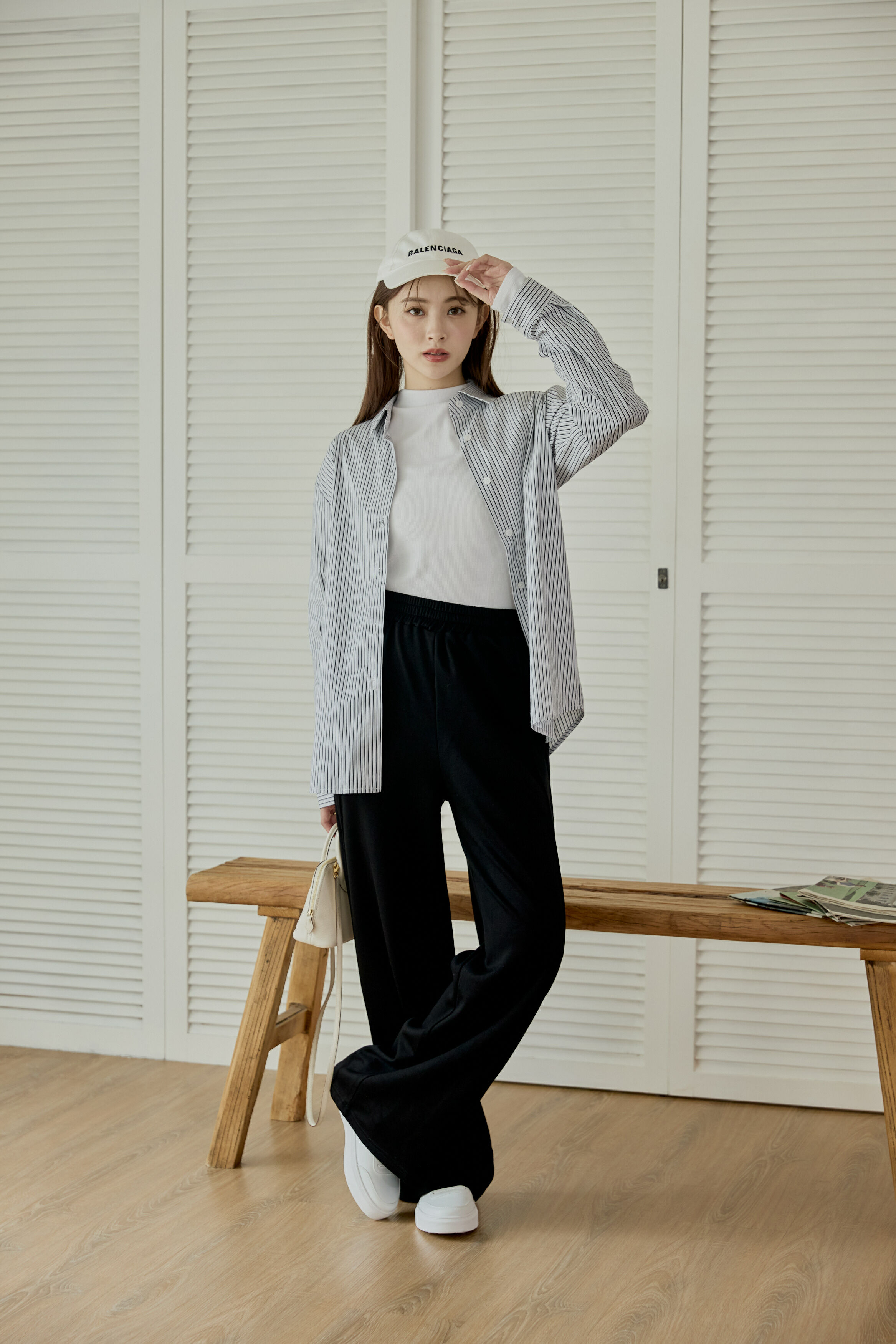 天天穿柔軟坑條小高領打底衣