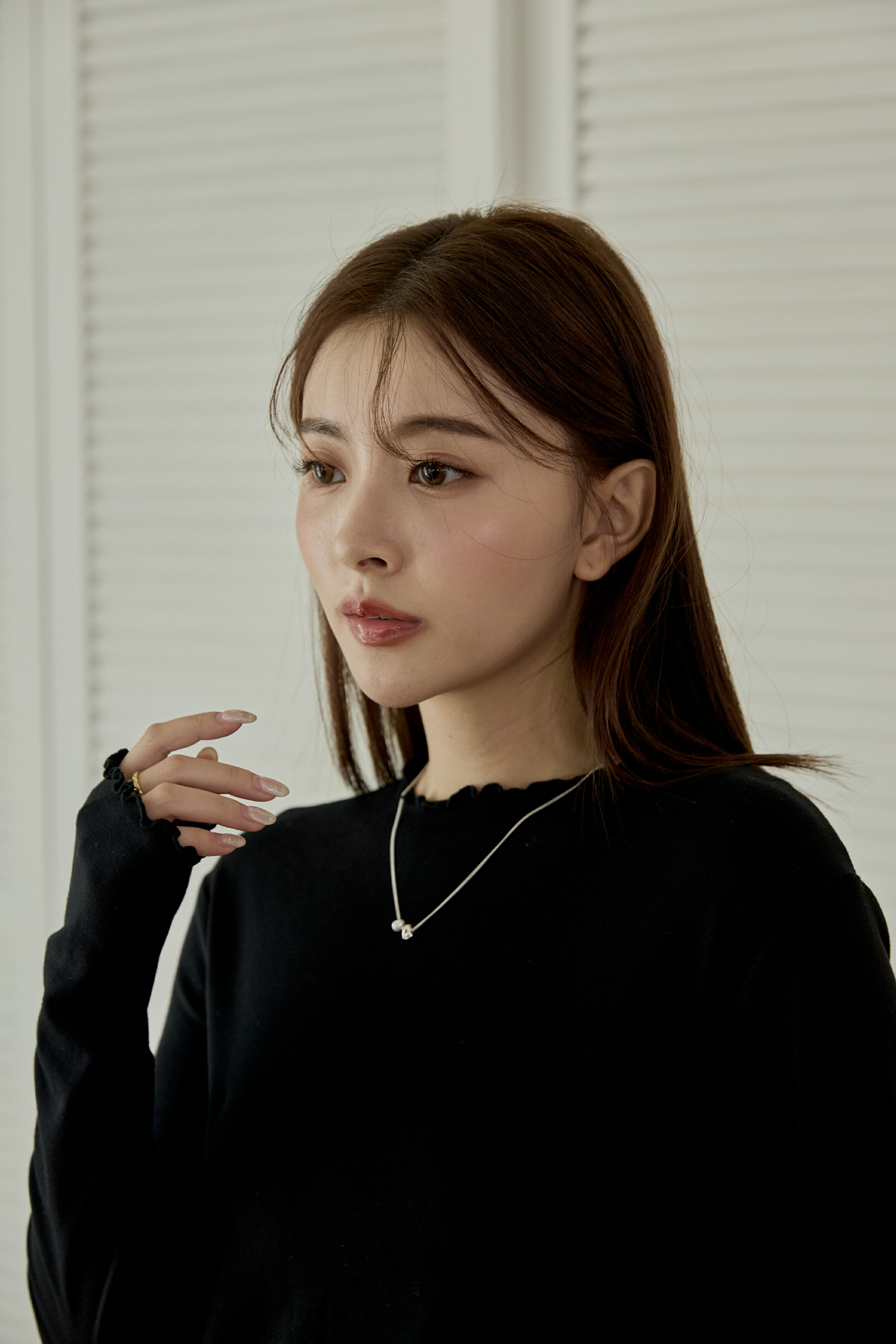 天天穿柔軟滾邊短版打底衣