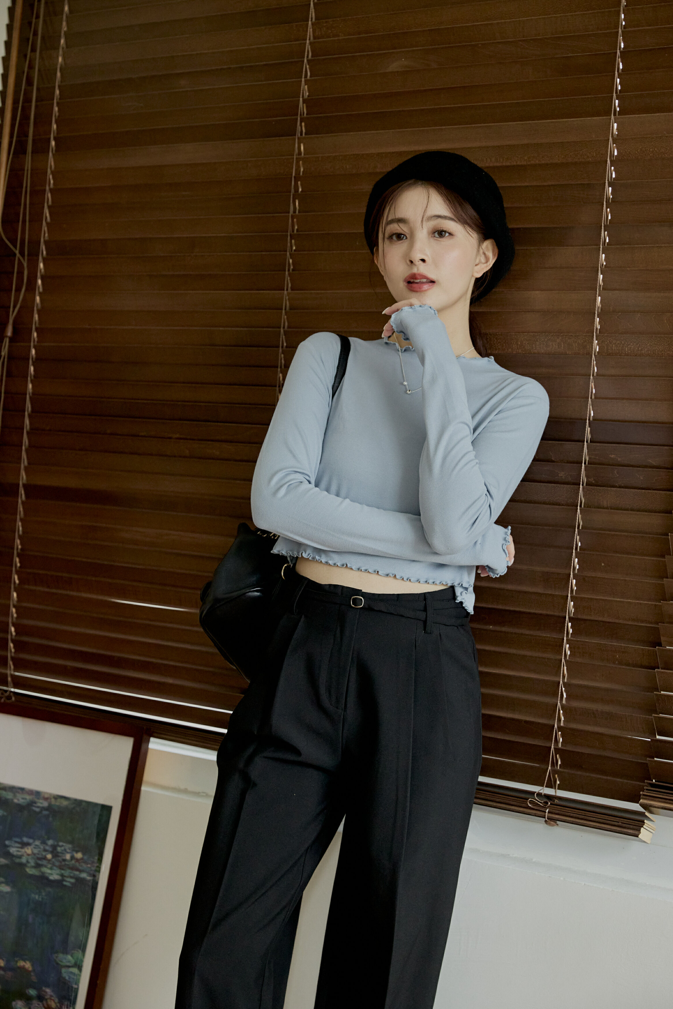 天天穿柔軟滾邊短版打底衣