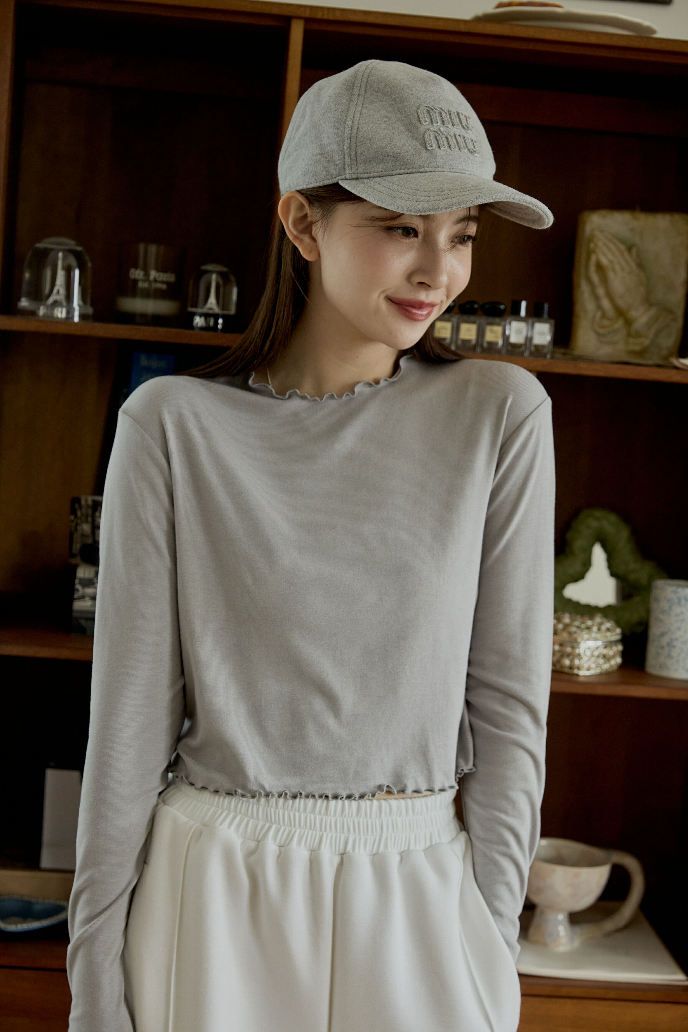 天天穿柔軟滾邊短版打底衣