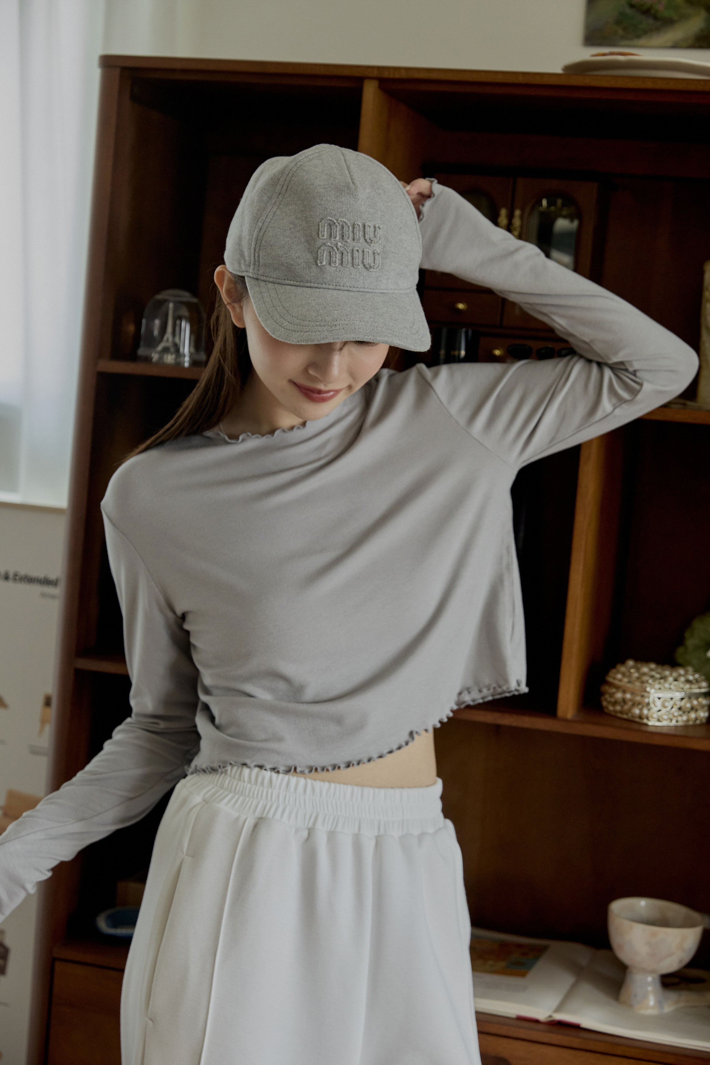 天天穿柔軟滾邊短版打底衣