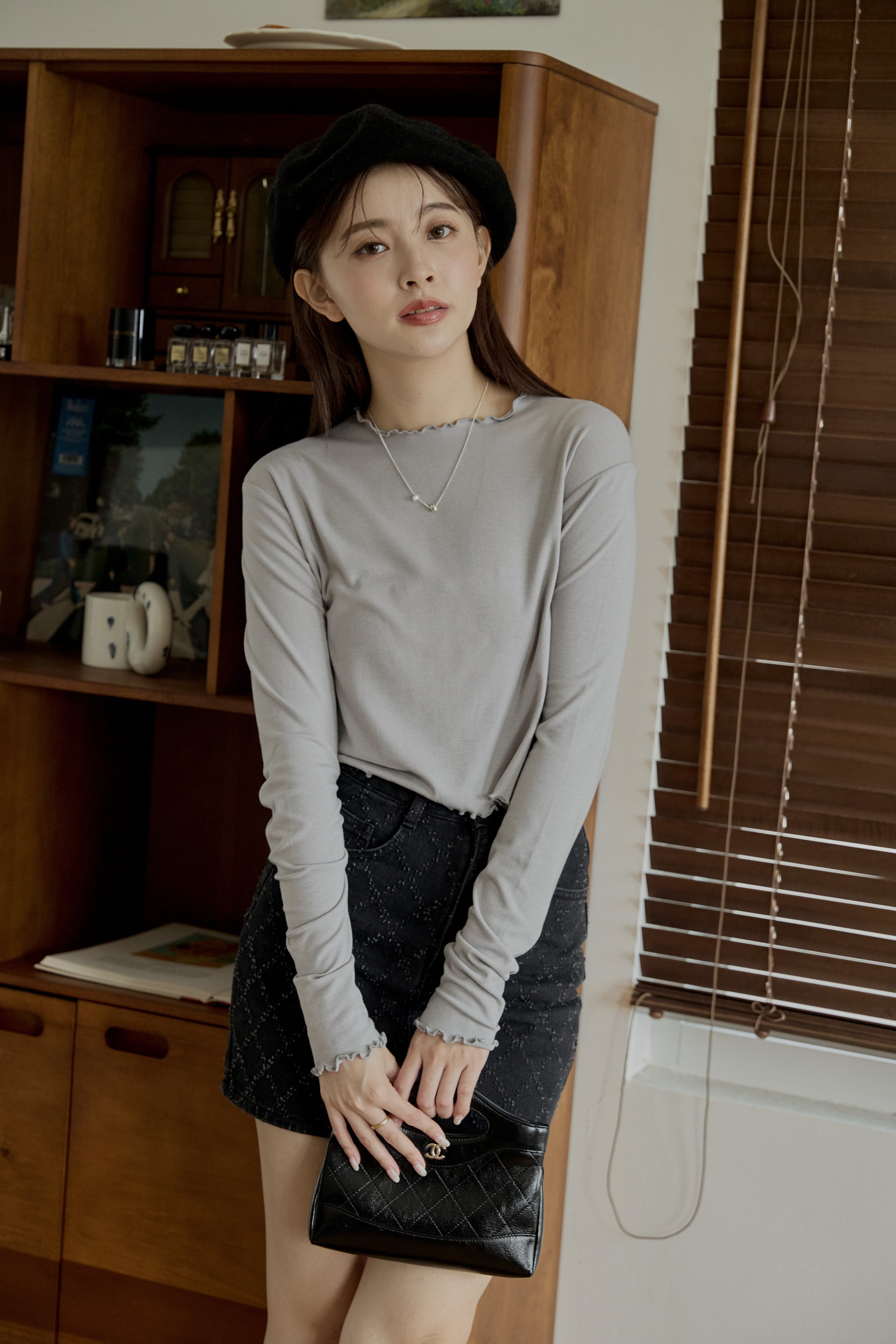 天天穿柔軟滾邊短版打底衣