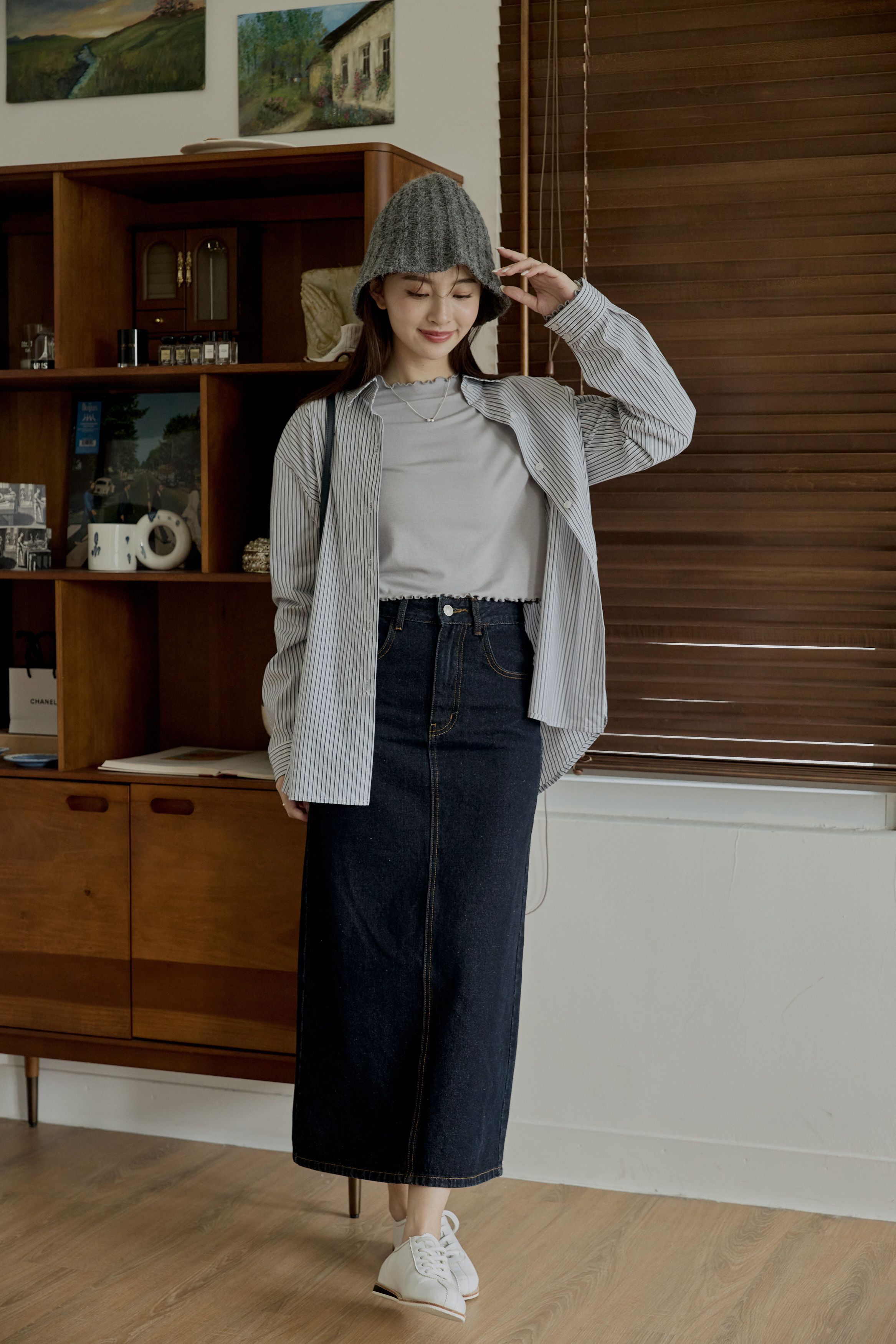 『最後現貨』guten made/完美直臀 後開衩牛仔長裙-原色藍