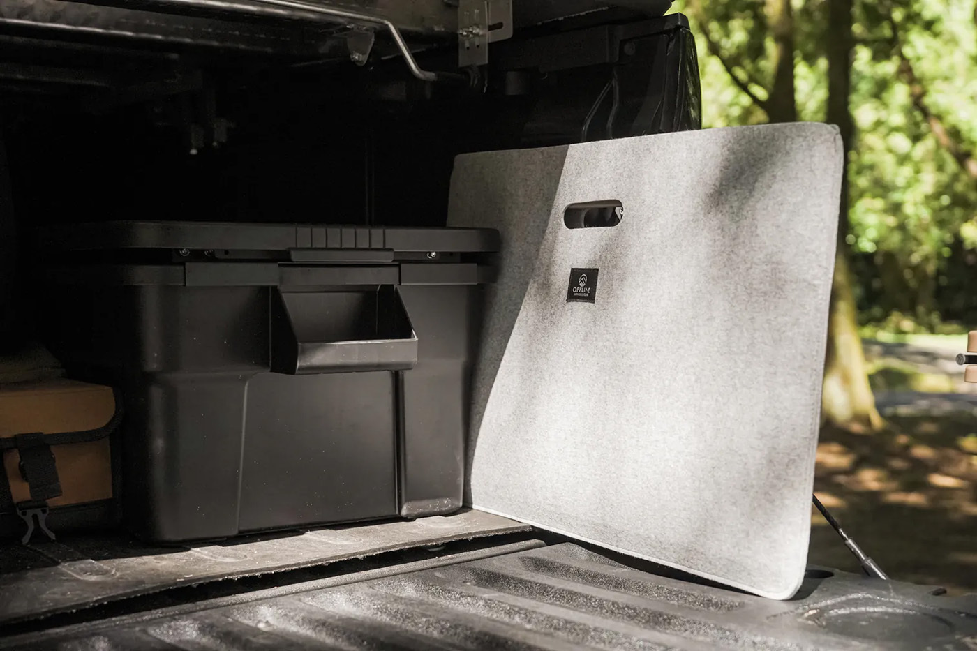 【offline】跨接鐵板收納袋