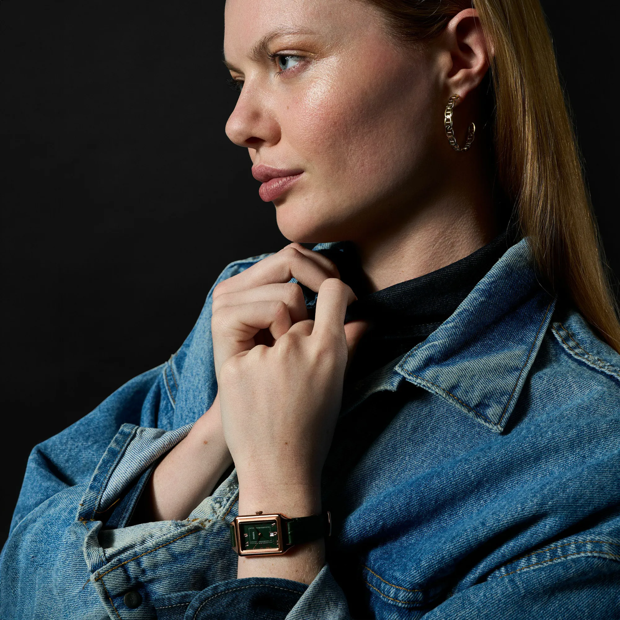 萬年鐘錶 - Fossil   Raquel   靜謐墨綠日曆方形羅馬數字皮革女錶 ES5366  錶徑23MM