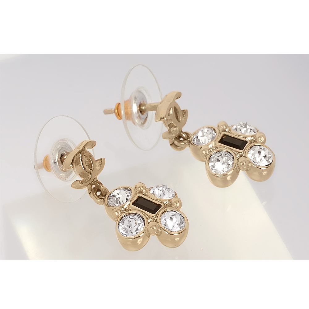 【CHANEL】CC Logo 水晶垂墜耳環(金色) CH47000056