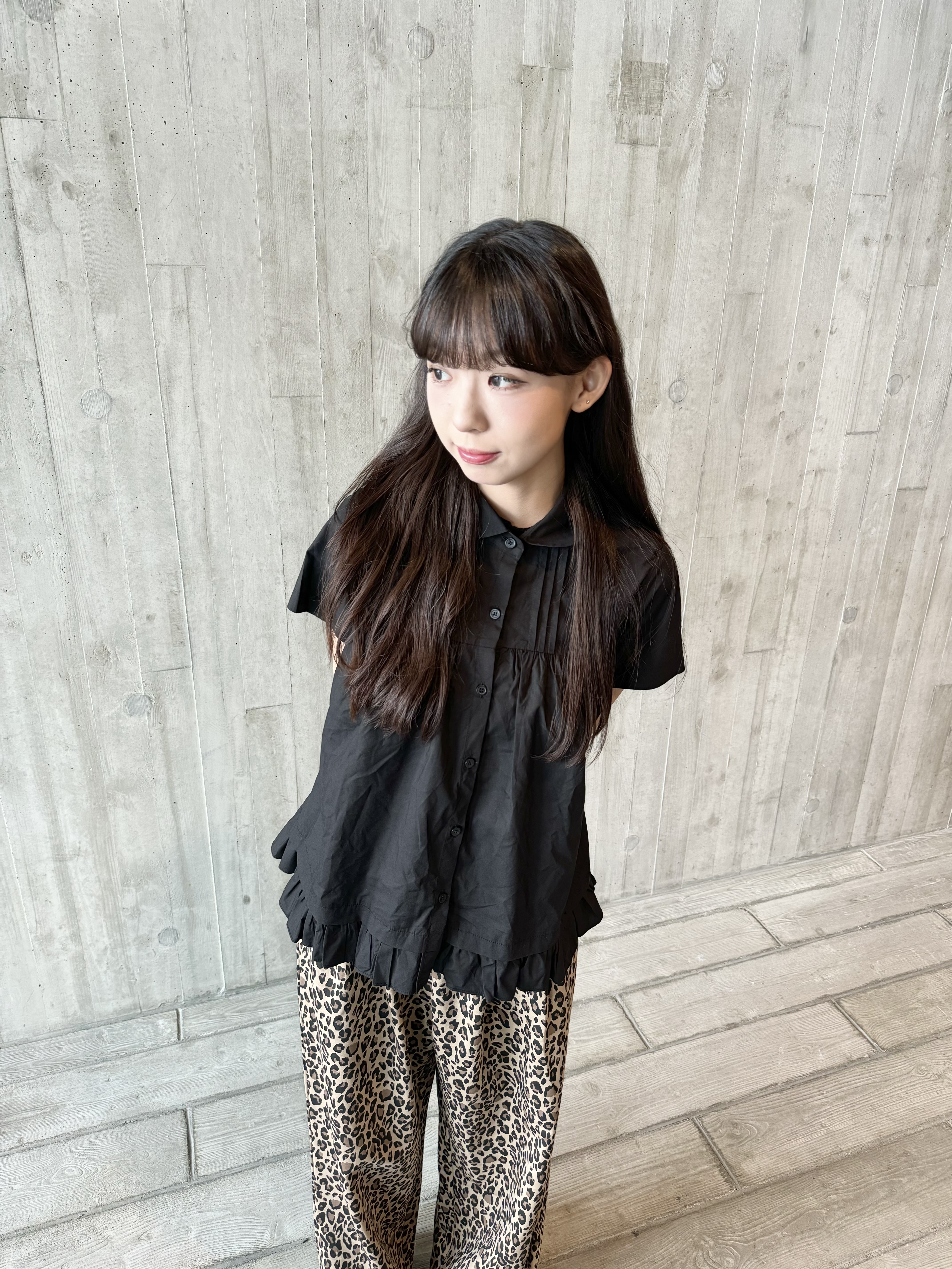 [兩色入]大推！娃娃領ruffle恤衫(𝐁𝐥𝐚𝐜𝐤)