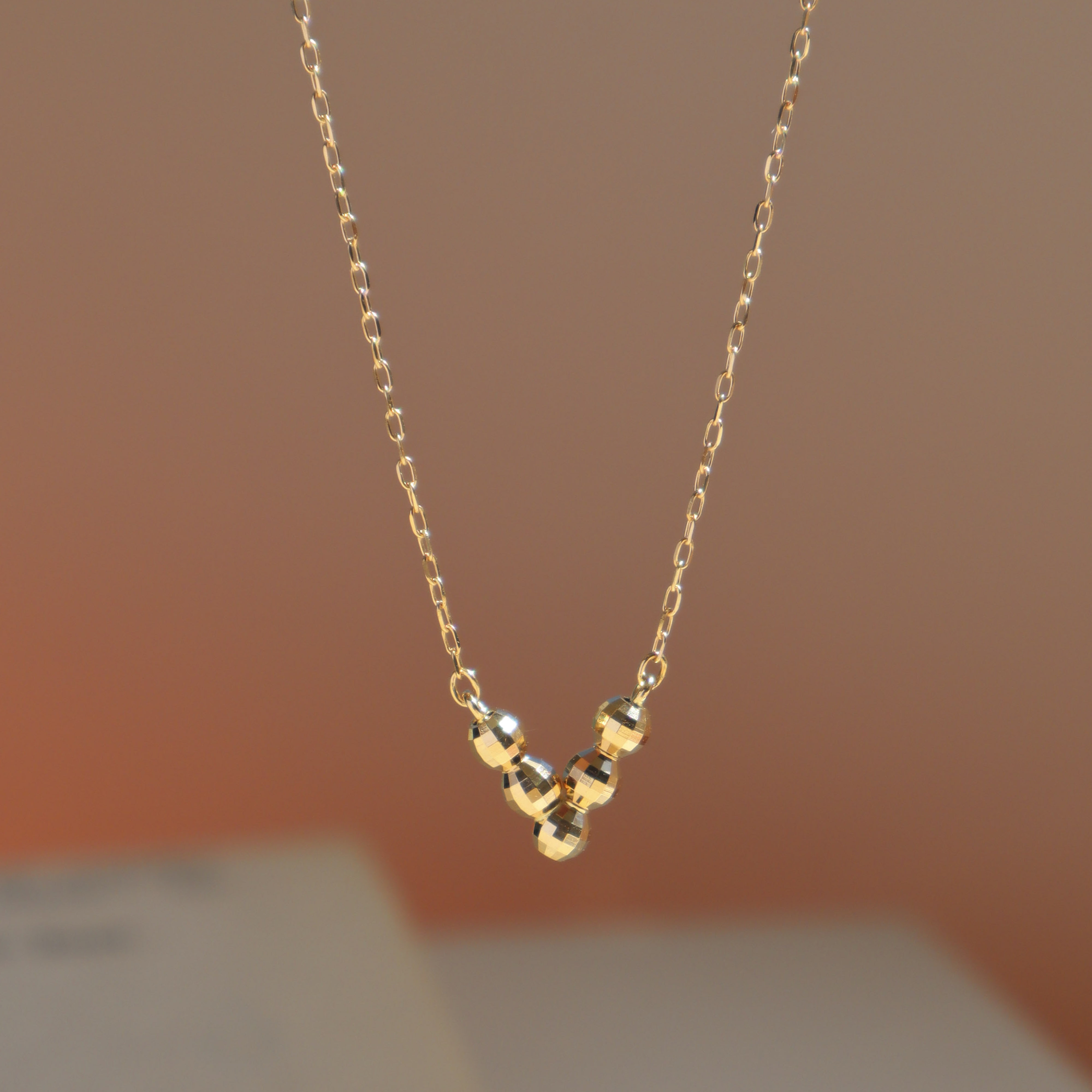 18K/日本設計款系列-V字切割珠項鍊