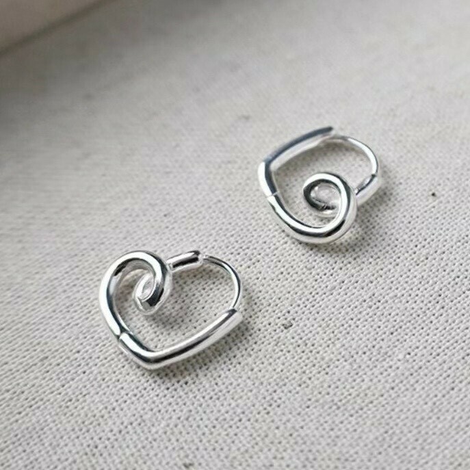 Z31愛心扭結純銀易扣