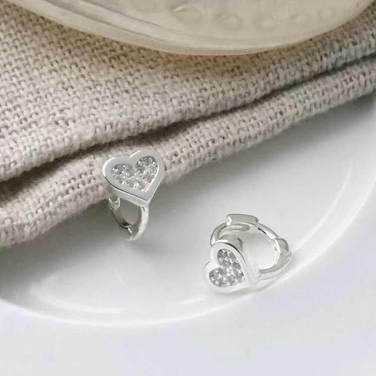 Z19滿鑽愛心極小圈純銀易扣