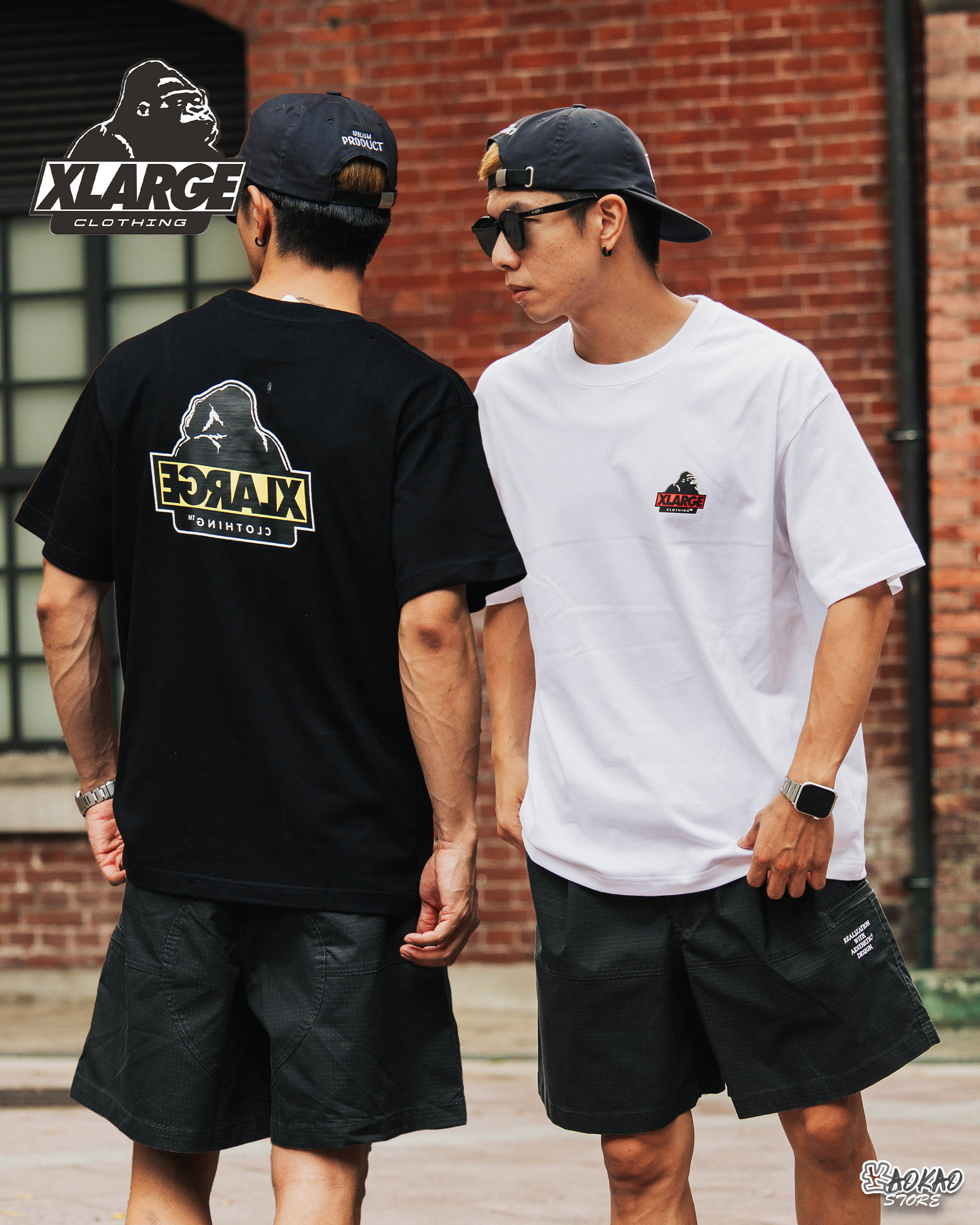 「現貨」XLARGE S/S T-Shirt 倒轉 前小後大 黃紅標 印花短Tee【101212011001】