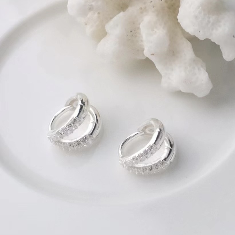 Z29排鑽雙線微鑲純銀易扣