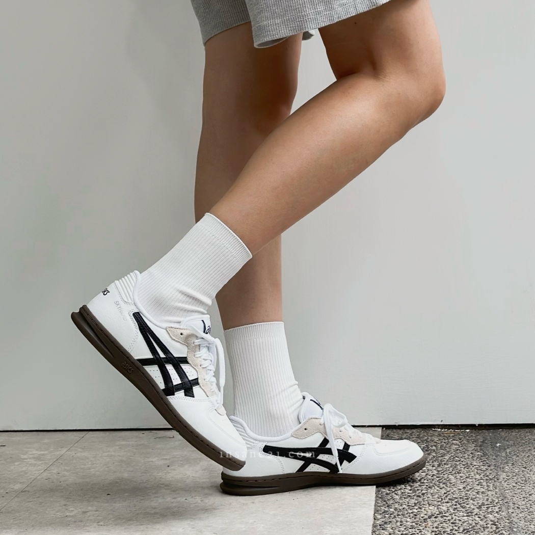 ASICS SKYHAND OG WHITE/BLACK 黑白焦糖底 德訓鞋 休閒鞋 1203A451-101