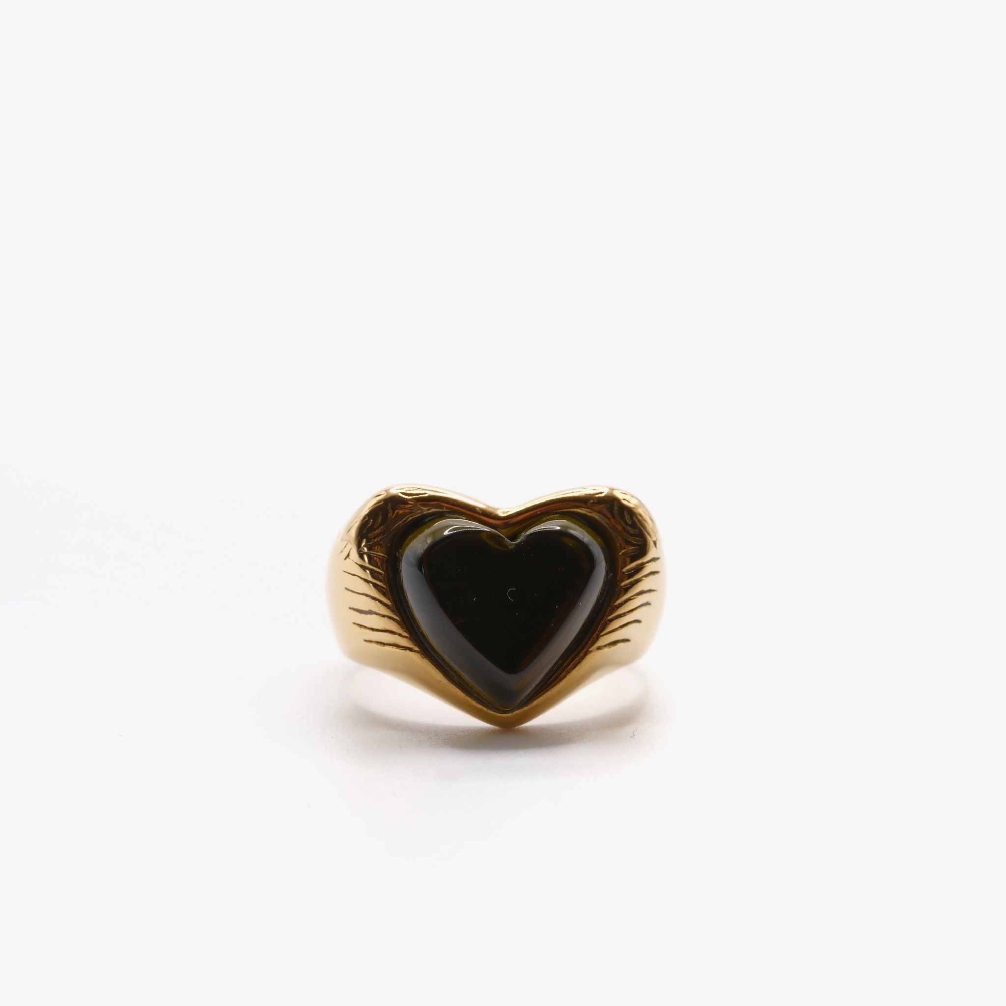 MAARI STUDIOS -Jolie愛心黑寶石戒