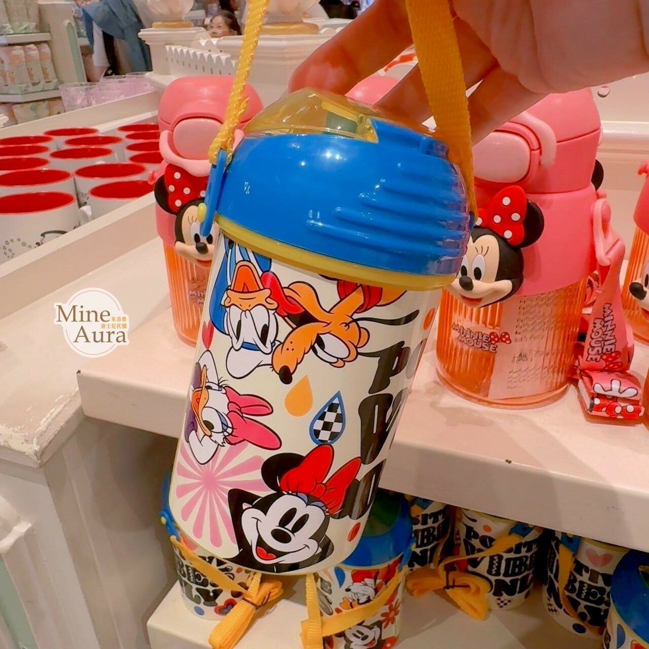 米奇 Mickey 與好友們 彩色圖案 藍色蓋 手提設計 水壺 -香港迪士尼樂園