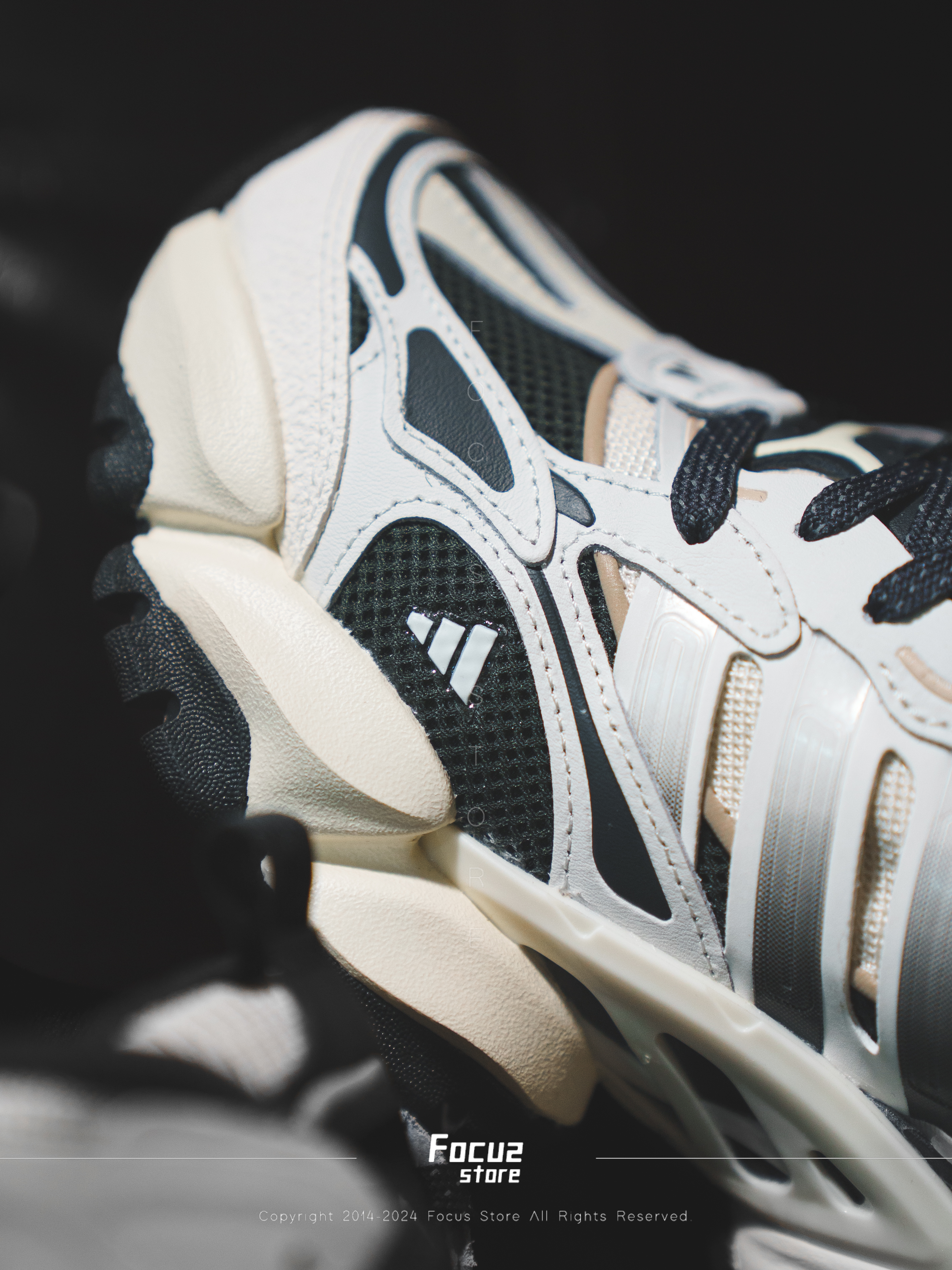 大人気 ★Adidas★ XLG Runner Deluxe \"ホワイト/ブラック\" Adidas Xlg Runner Deluxe 'White Black' - POIZON