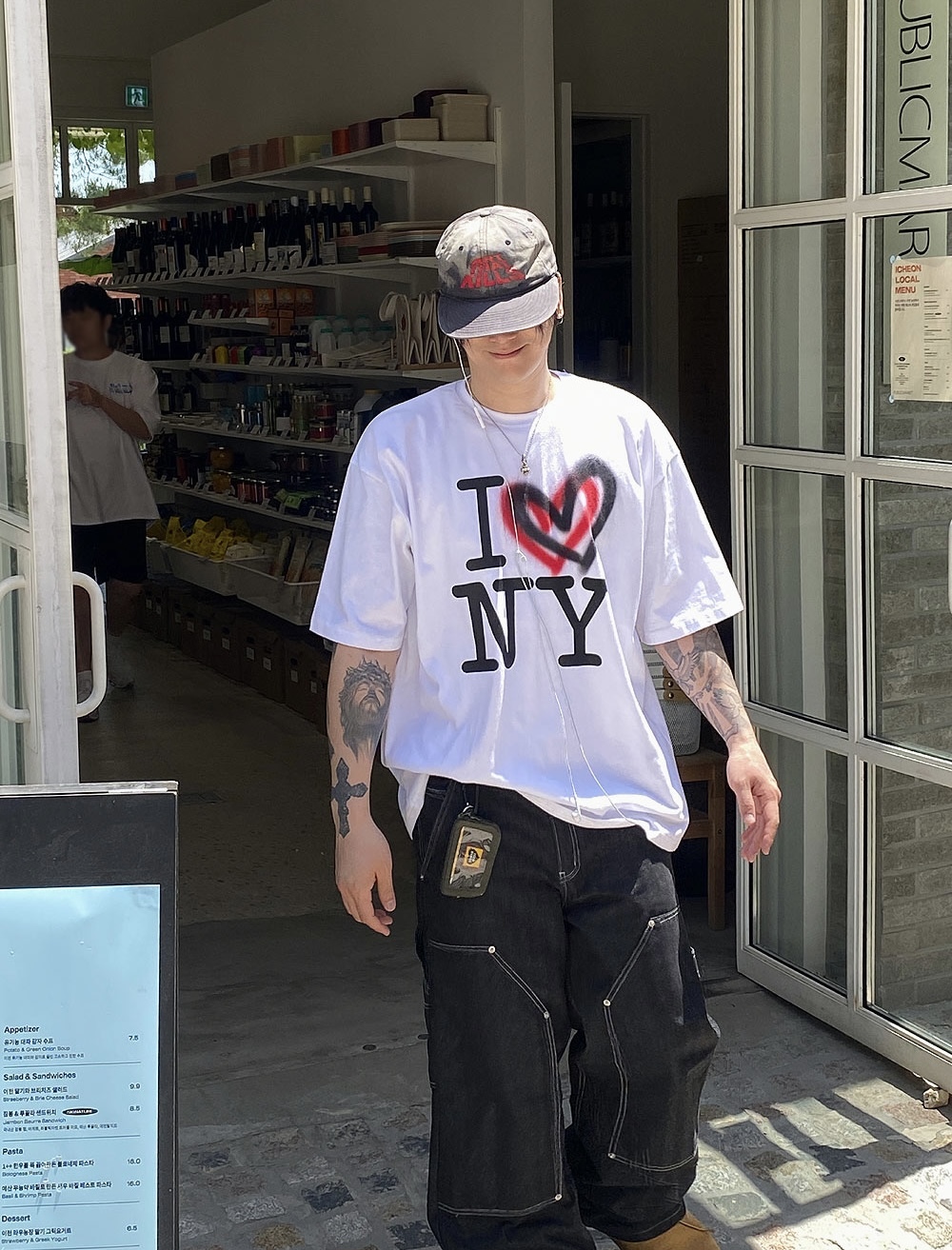 【HERETICS STUDIO 】韓國 고품질 I ♥️ＮＹ噴漆 愛心 重疊 撞色字母 寬鬆 短袖