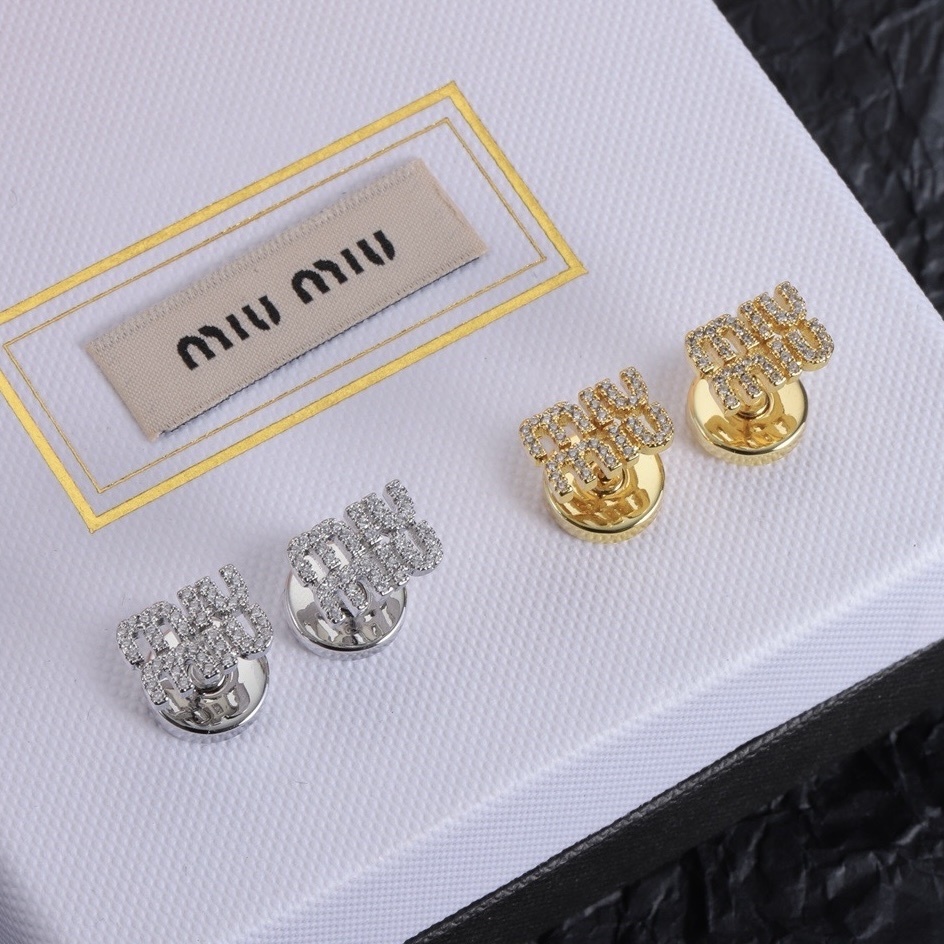 miumiu雙排滿鑽定製耳釘/專屬飛盤耳堵