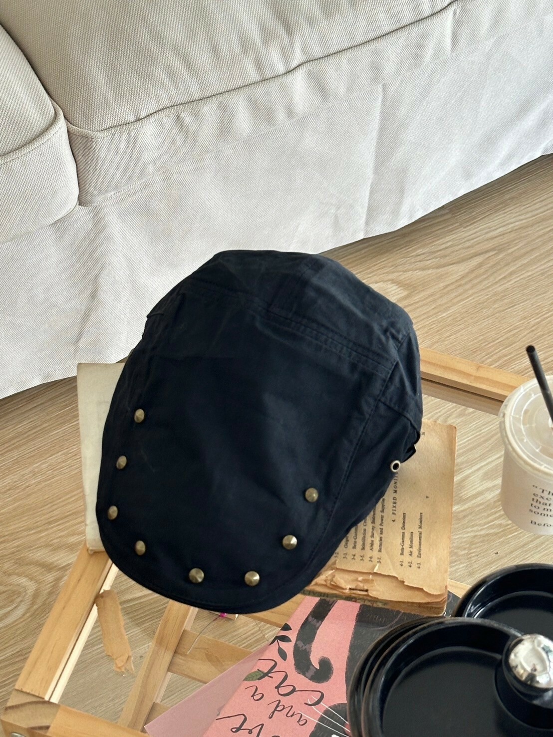 本期必備單品 復古卯釘前進帽