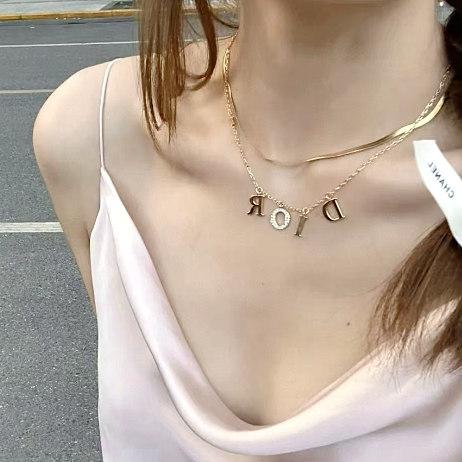 DIOR evolution necklace”金字母鑲鑽定製項鍊