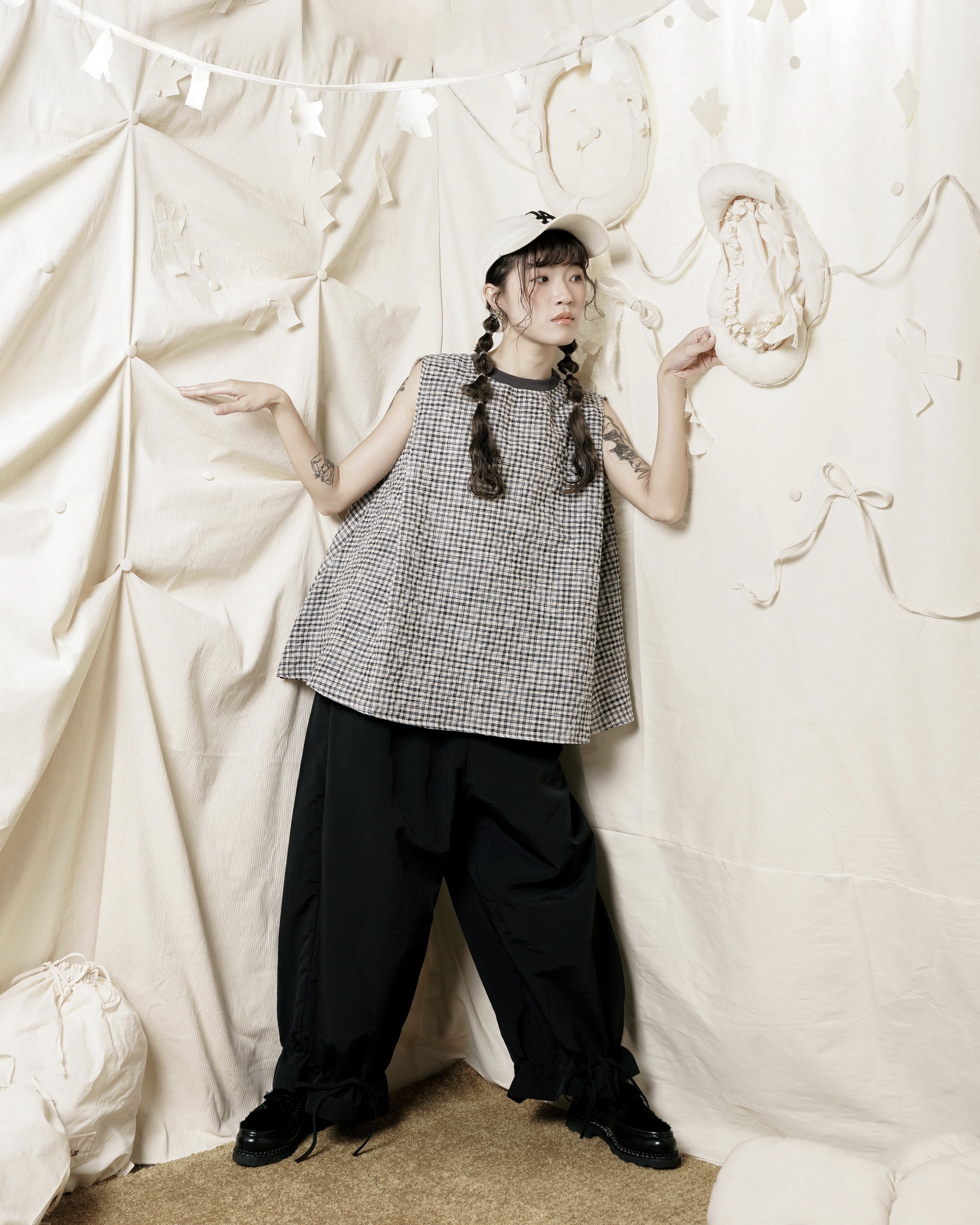 【 Kiki.co made 】Bubble Check Vest ( Grey Neckline )