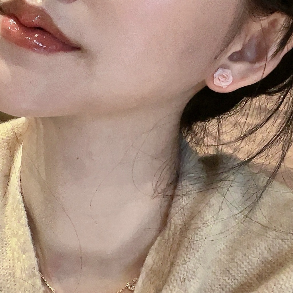 Rose浪漫嫩粉細緻立體小玫瑰花耳釘