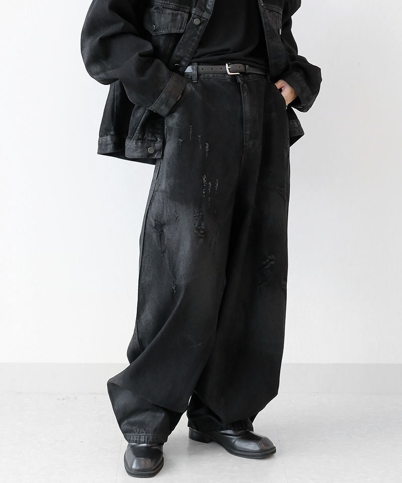 塗層損壞黑色牛仔褲