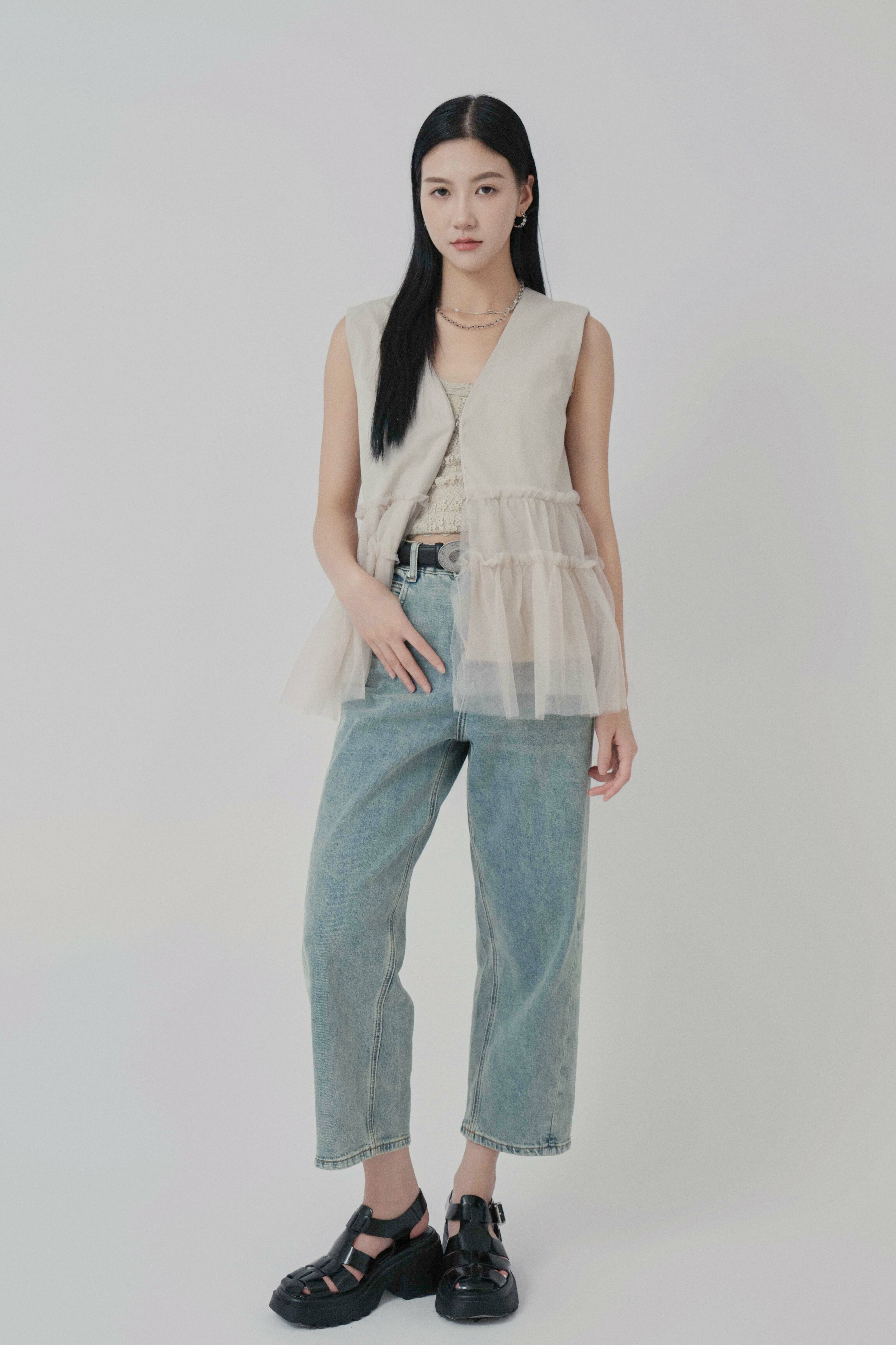 FW24_0021（背心＋牛仔褲）