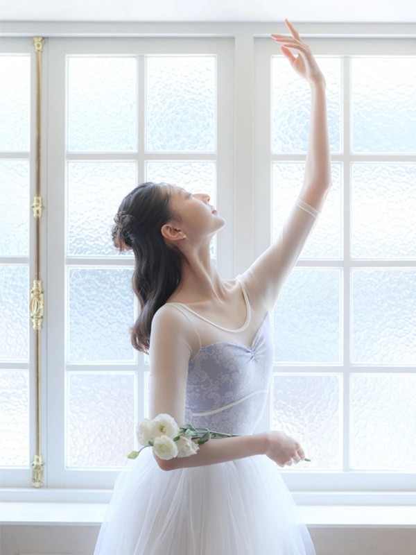 韓國iiLaire 【IL - Antique 網紗拼接五分袖舞衣】可放胸墊