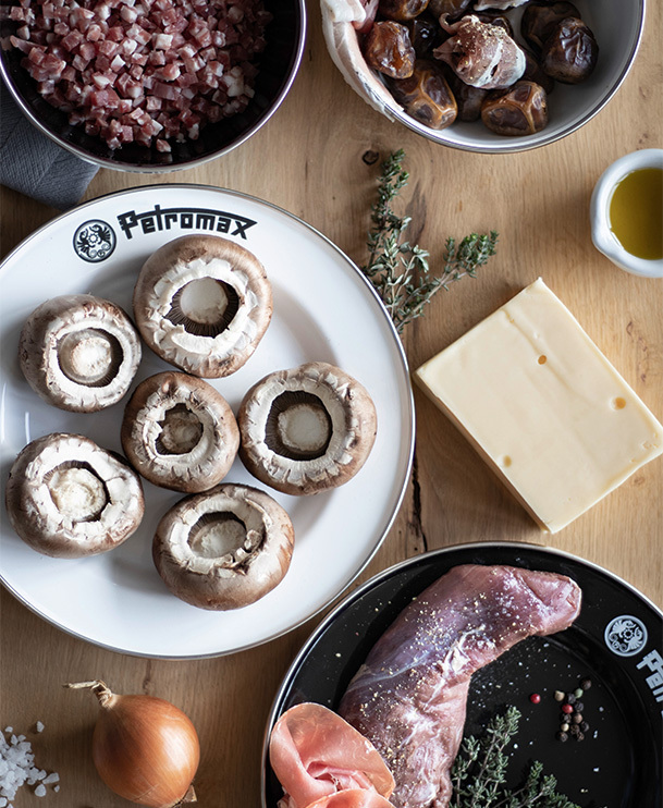 【Petromax】琺瑯盤 2入 黑/白 (22.5＆26cm)