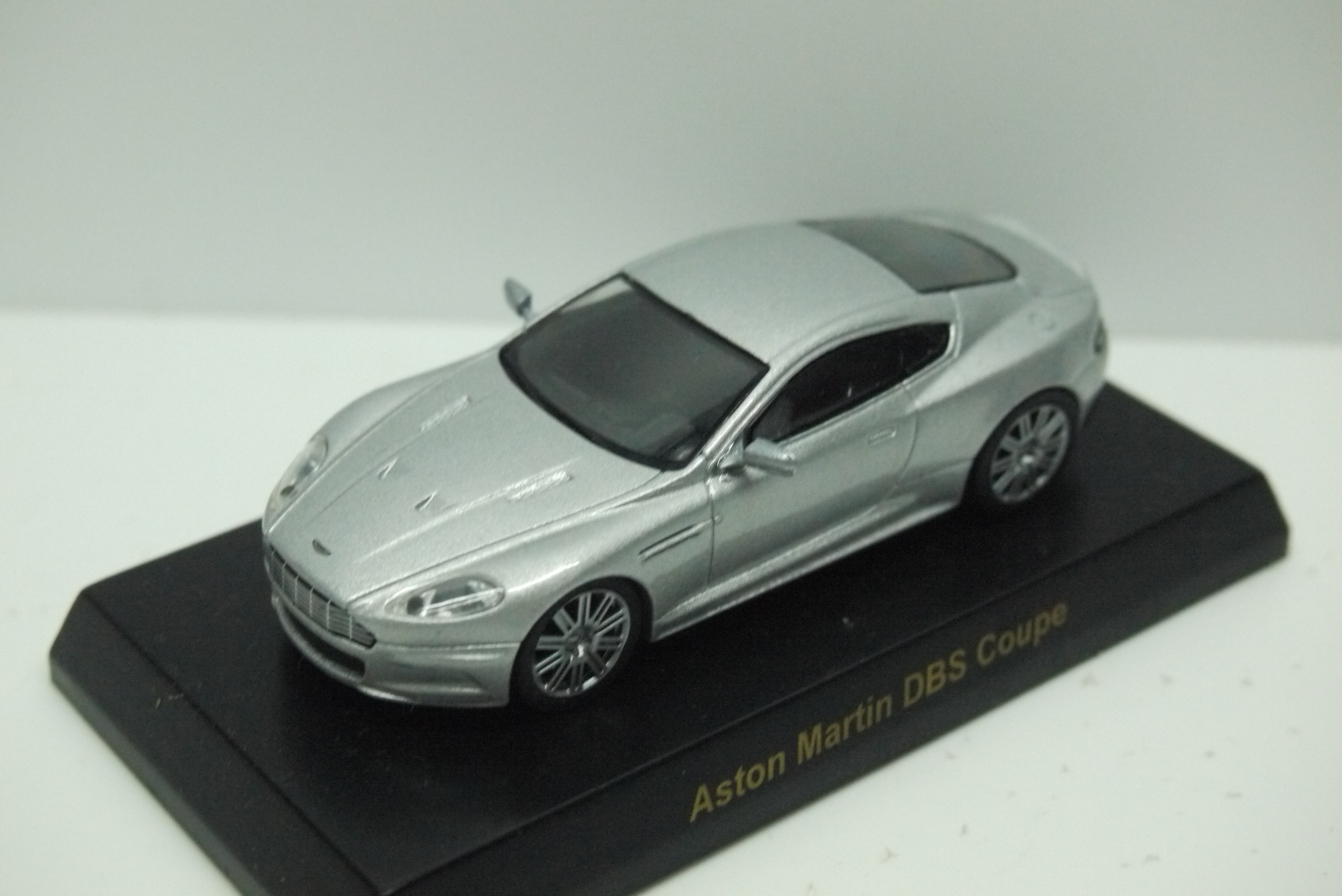 Kyosho Aston Martin DBS Coupe Silver