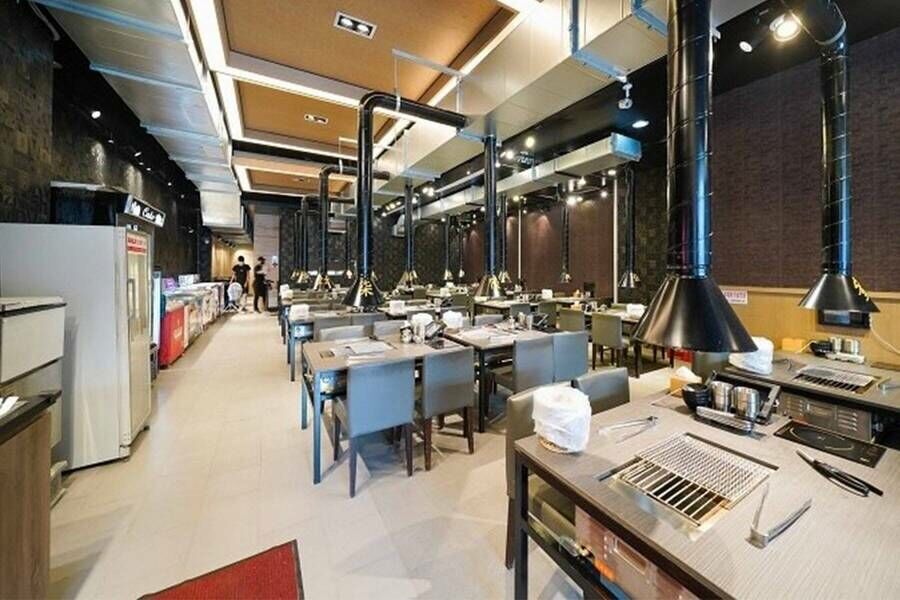 野饌燒肉活泰國蝦 座位區