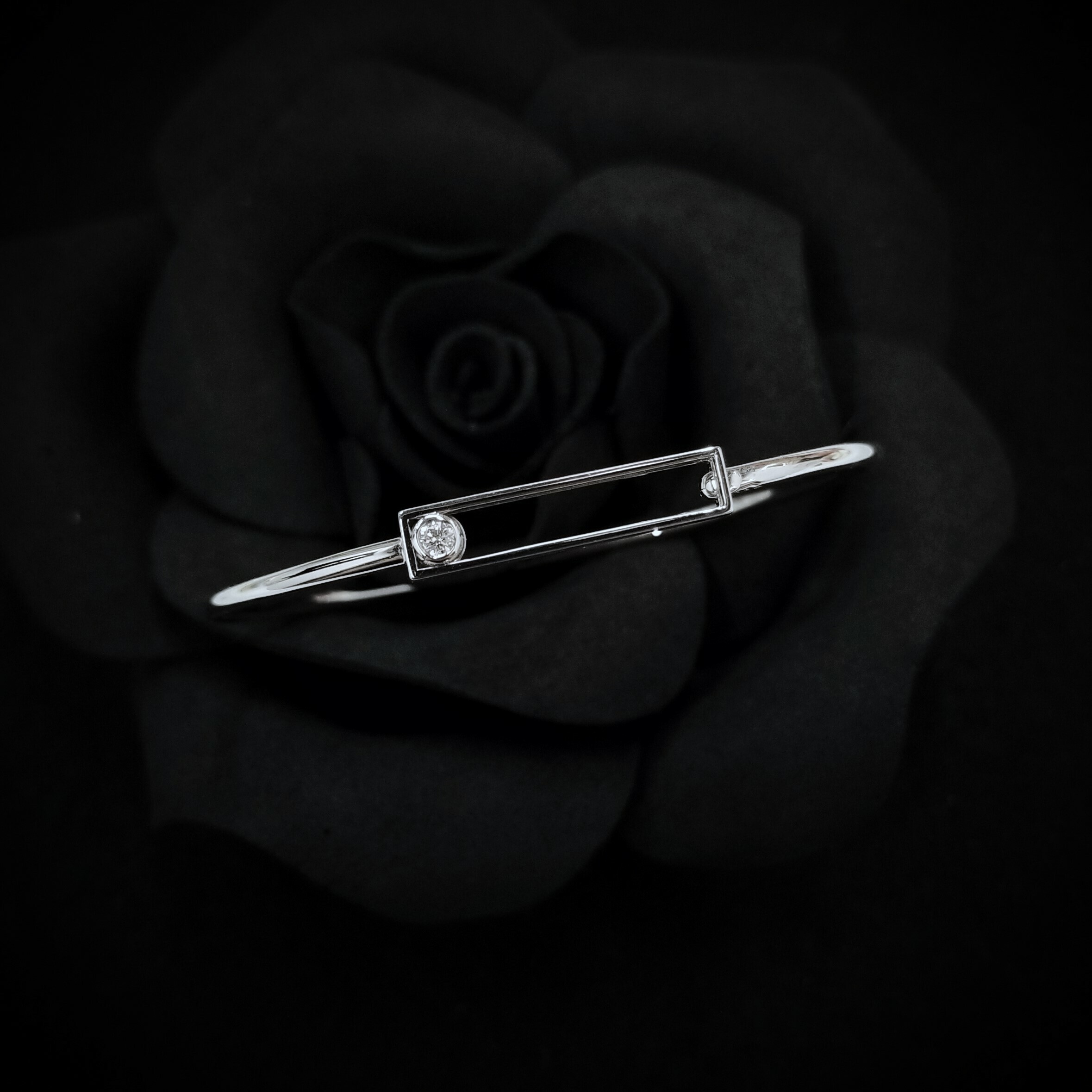 全新18K白金【單粒5份鑽石】手鈪