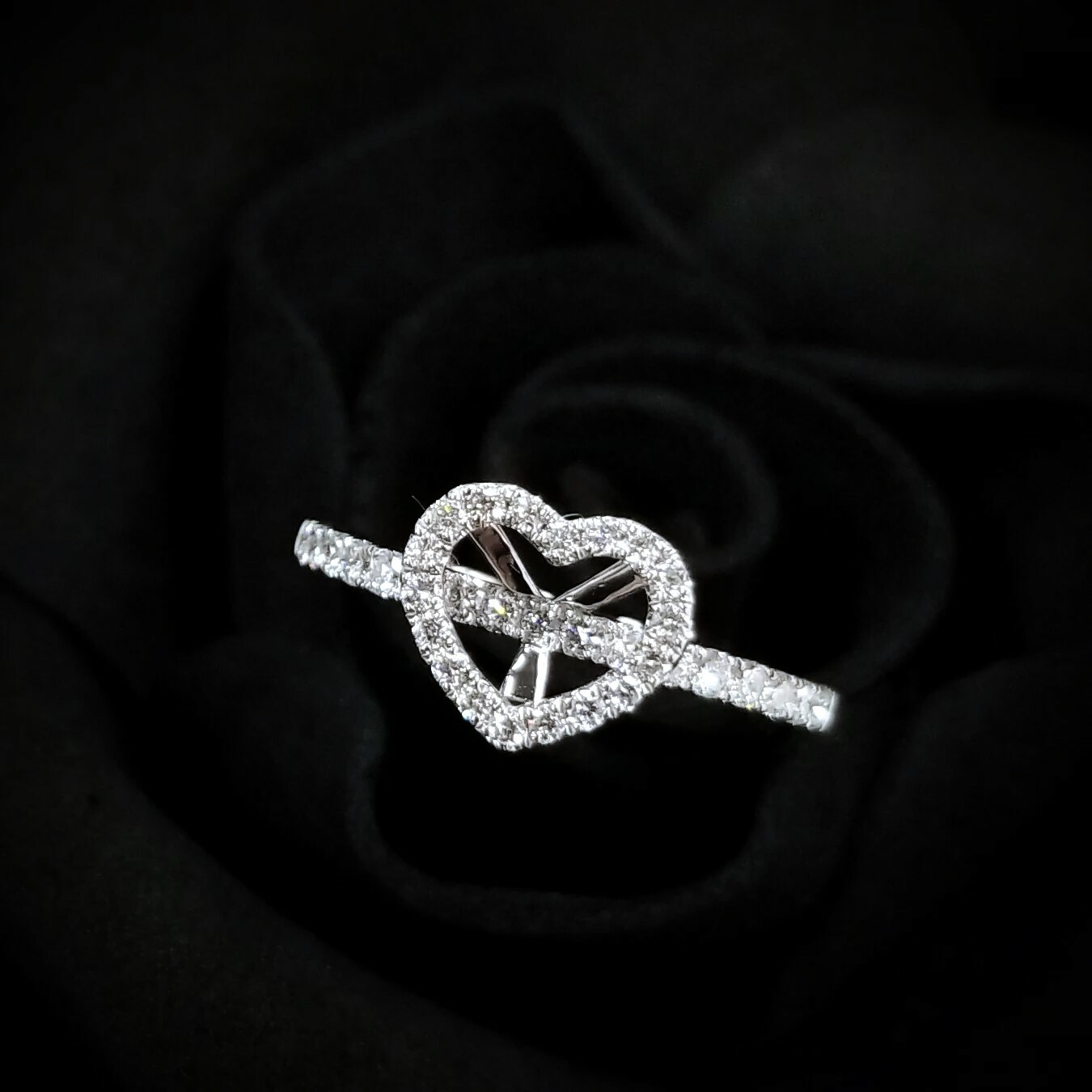 18K White Gold 0.32ct Diamond Ring