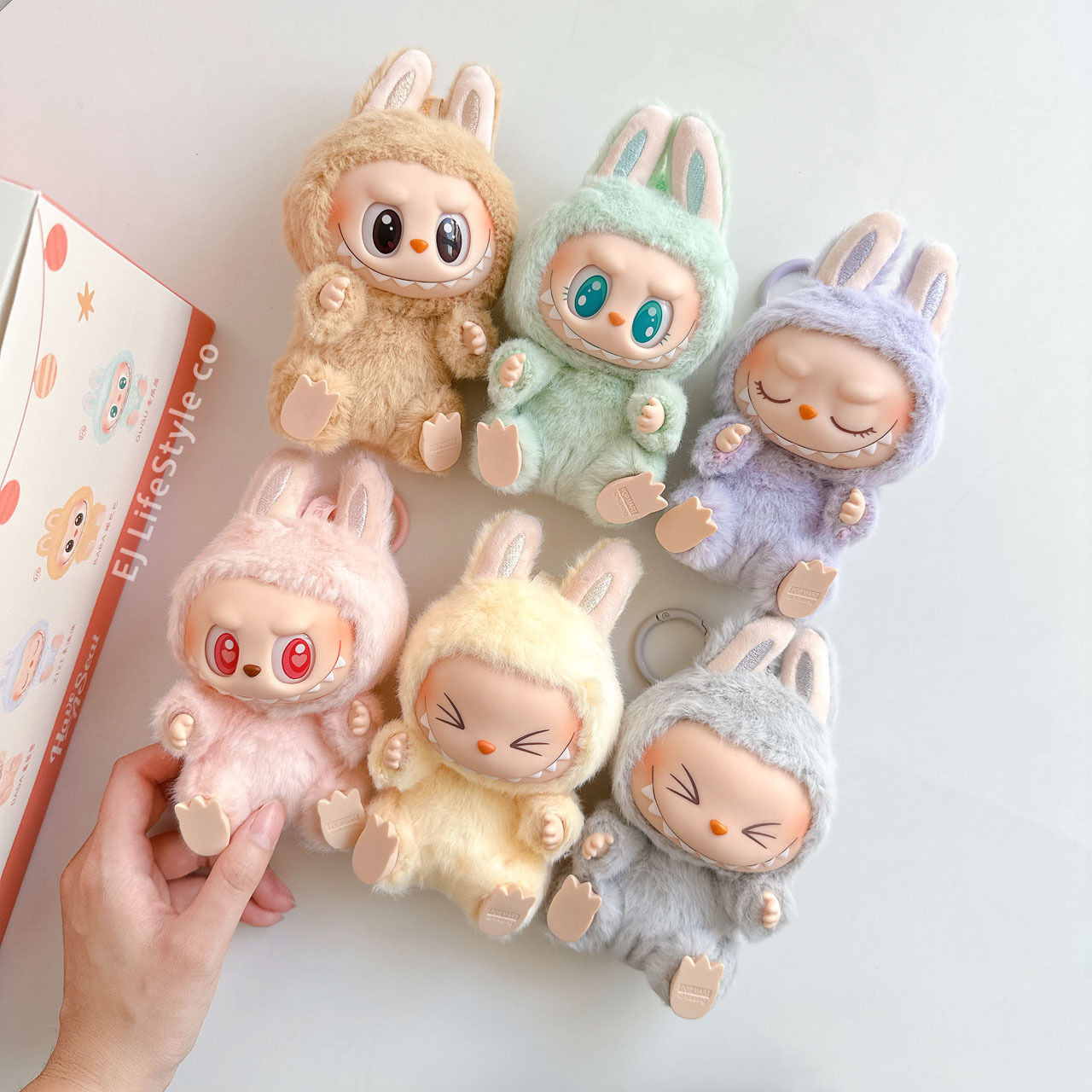 THE MONSTERS LABUBU 拉布布 坐坐派對 糖膠 盲盒 吊飾 鑰匙圈 / 現貨