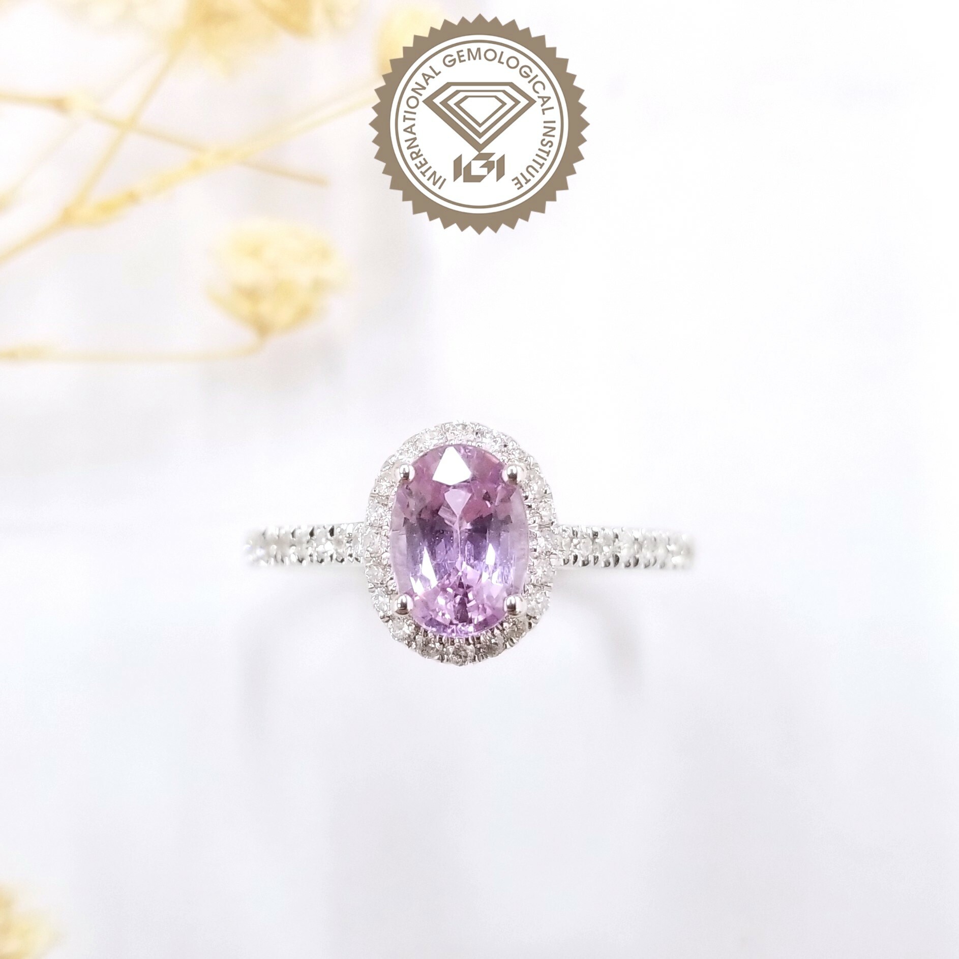 18K White Gold 1.04ct Sapphire and Diamond Ring