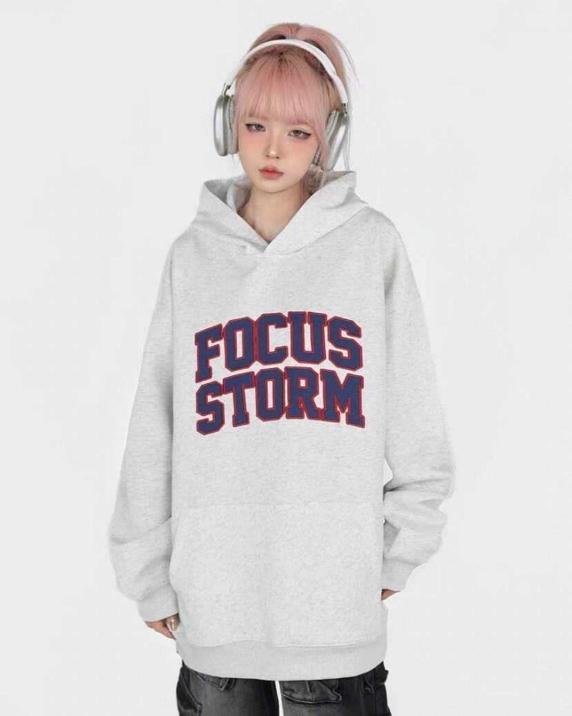 Focus storm 美式學院風貼布刺繡重磅長袖帽踢