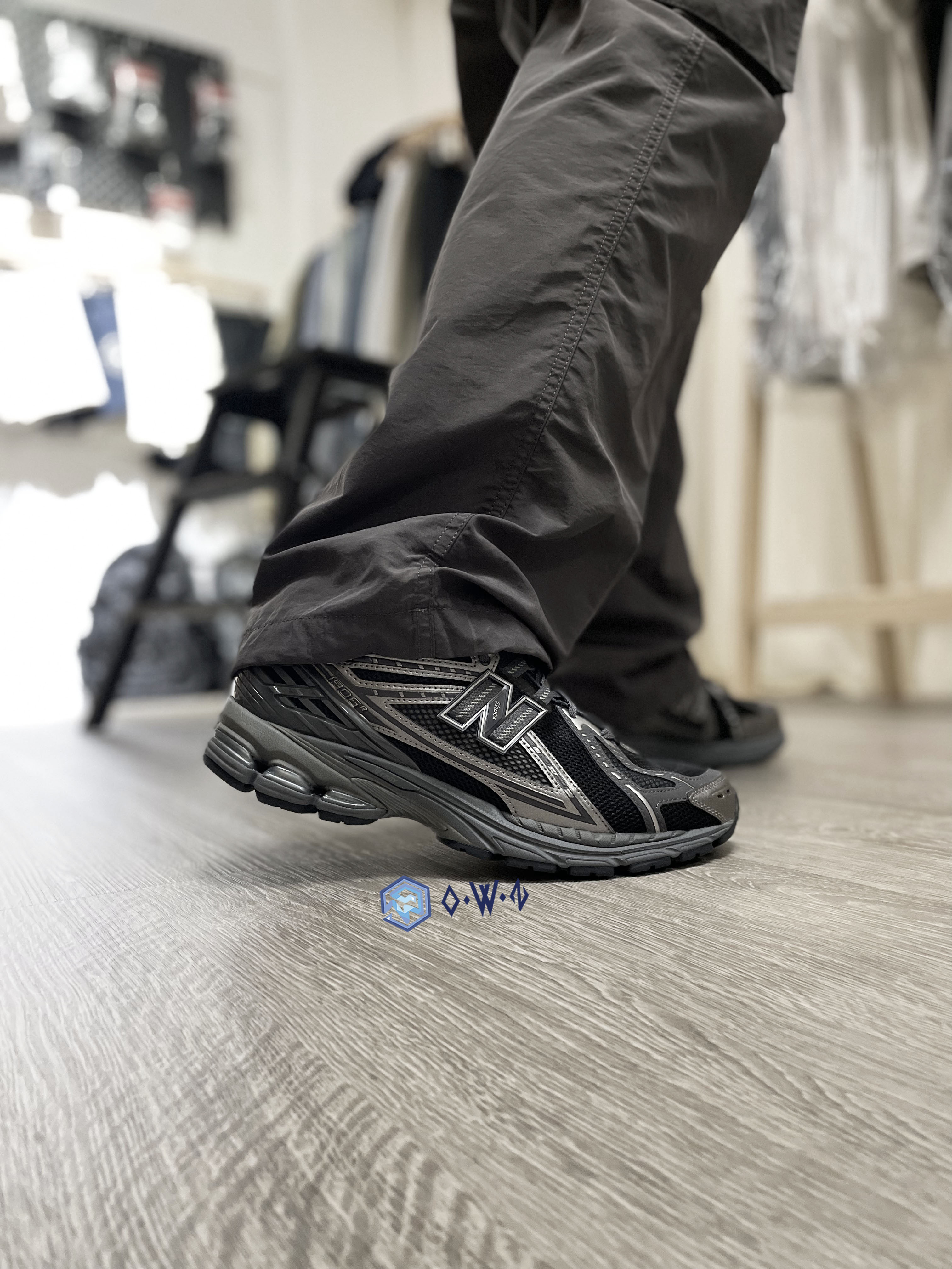 【OWN】New Balance 1906R 透氣 網布 復古 慢跑 球鞋 不分男女 黑銀 M1906RES